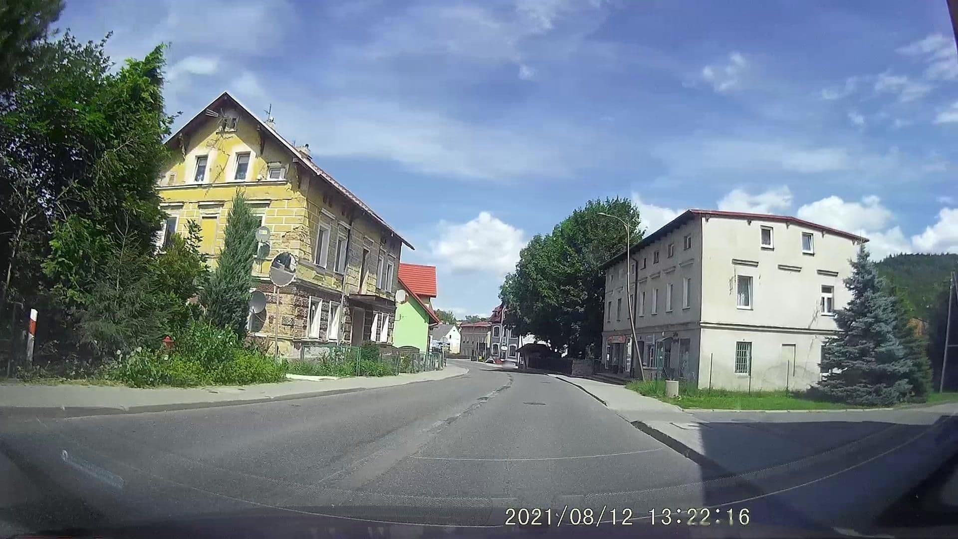 Street view near Marta Kujawiak Firma Martix, Stronie Śląskie — © dasza (CC BY-SA · Mapillary)