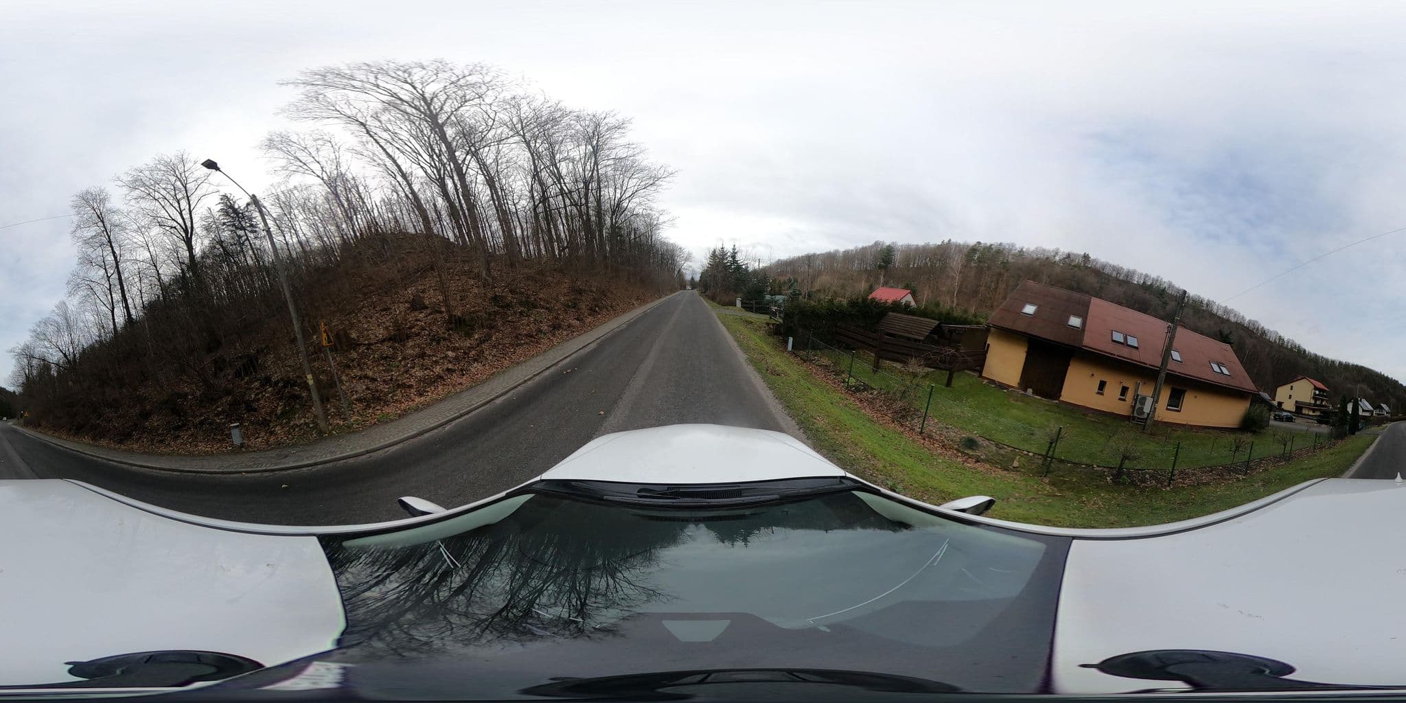 Street view near Pokoje Gościnne - Nad Złotym Potokiem Jarnołtówek k. Pokrzywnej, Moszczanka — © altaaro (CC BY-SA · Mapillary)