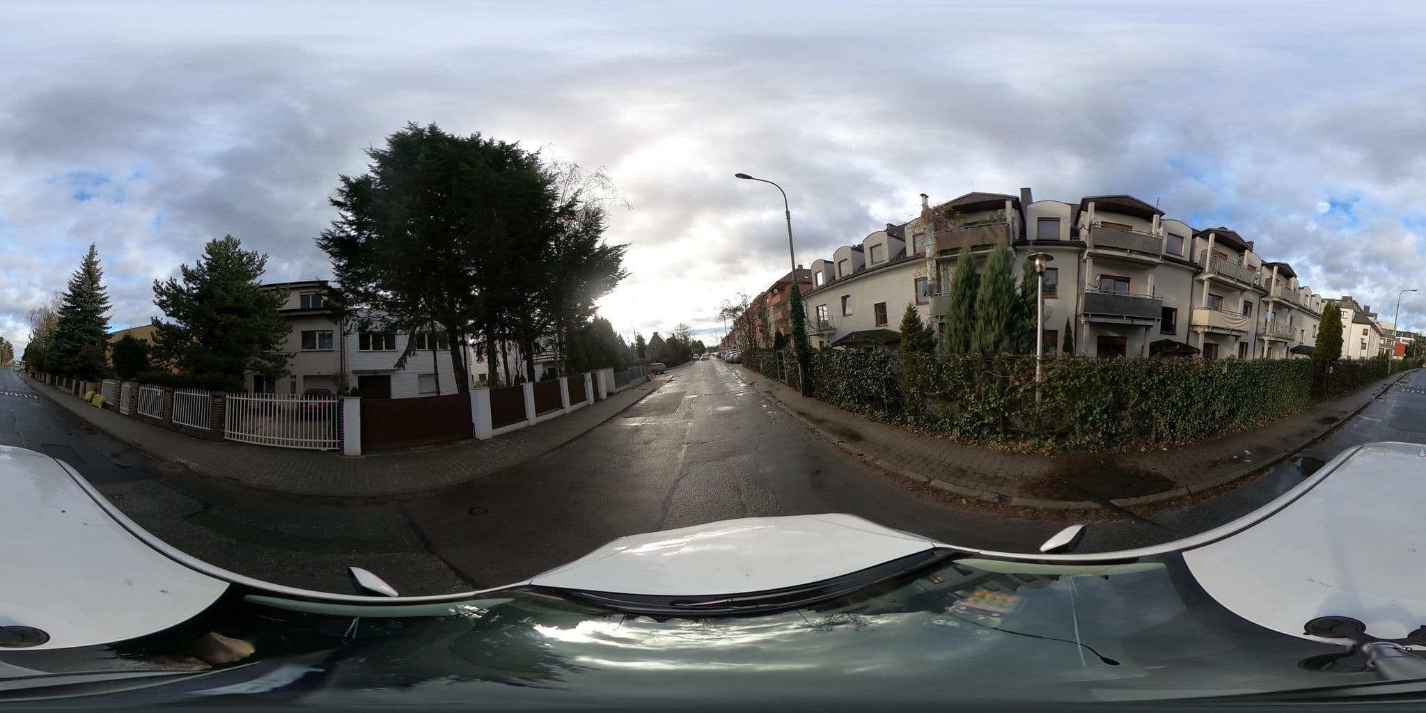Street view near Wspólnota Mieszkaniowa Bulwar Dedala 2-18b ul. S. Drzewieckiego 19a - 19g, Krzyki-Partynice — © altaaro (CC BY-SA · Mapillary)