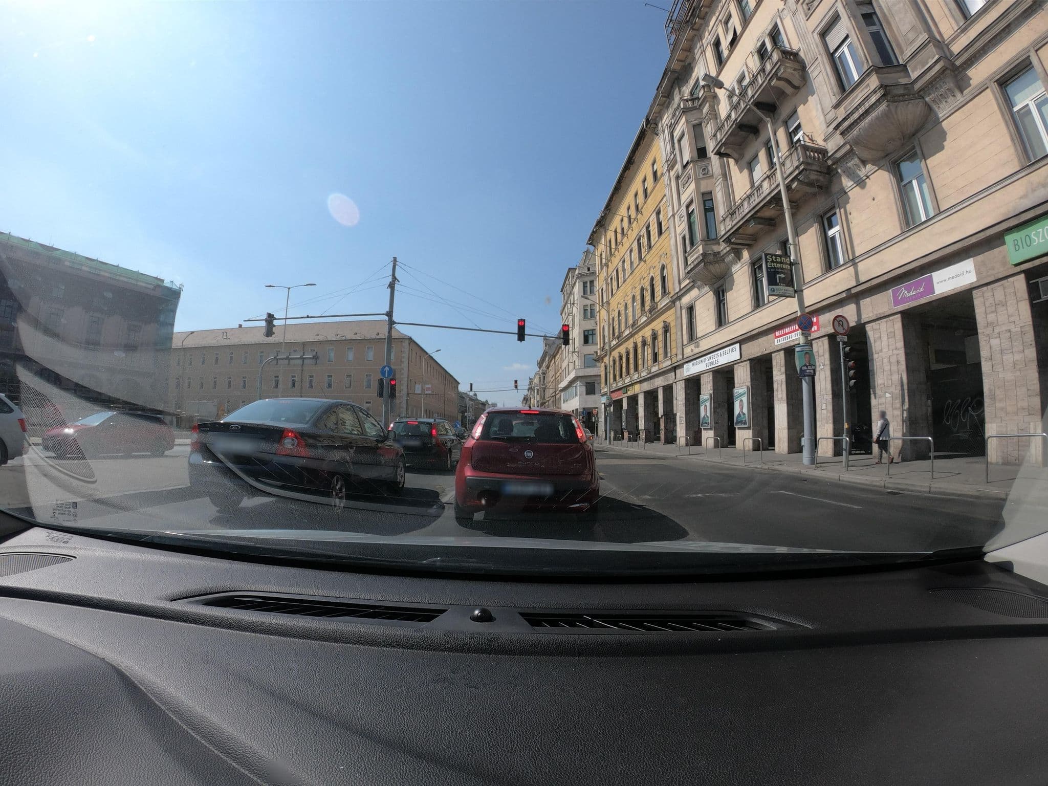 Street view near Goat Hostel, Csarnoknegyed — © vst (CC BY-SA · Mapillary)