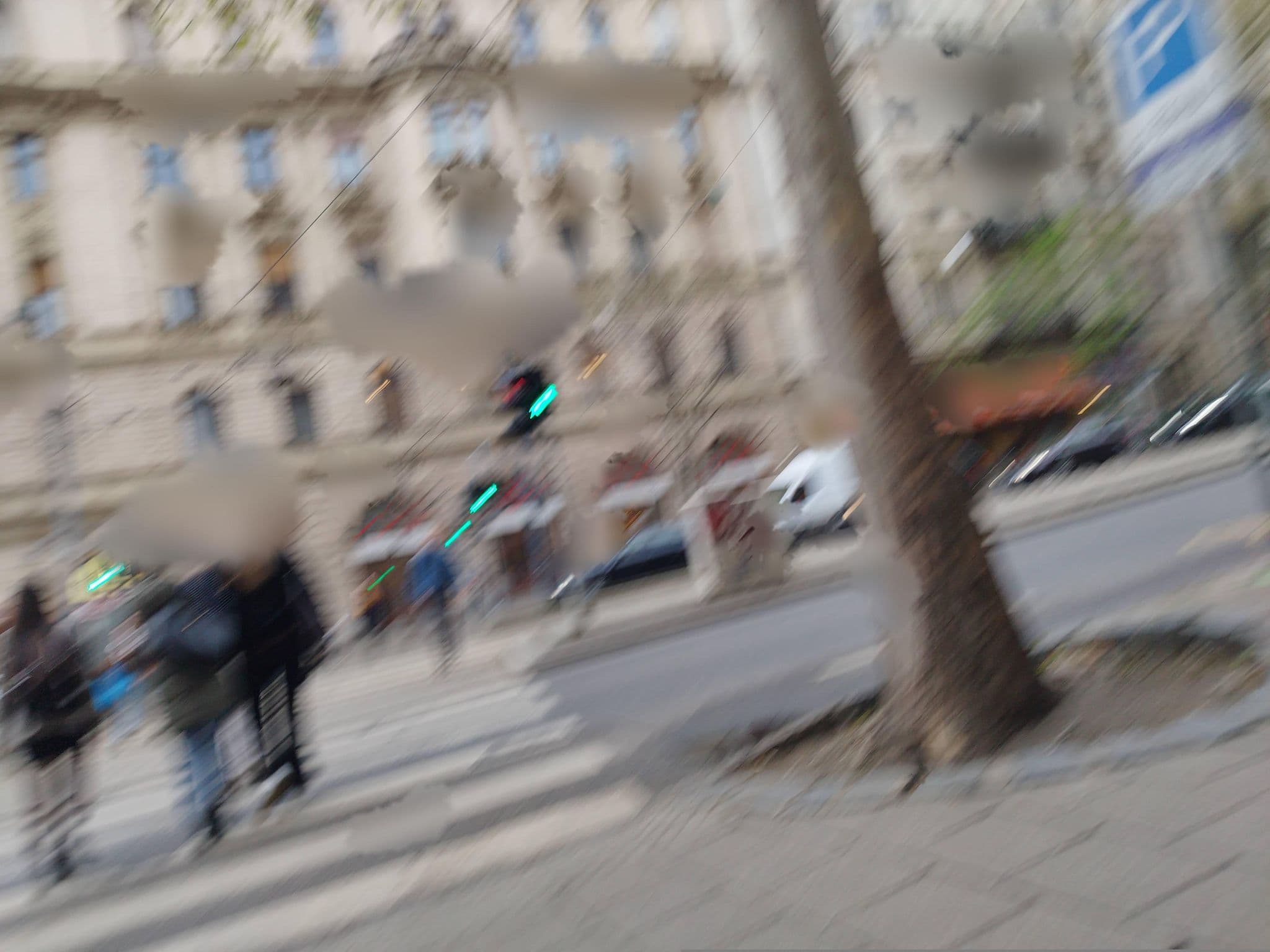 Street view near Five Season's Apartment, Gellérthegy — © grozsa11 (CC BY-SA · Mapillary)