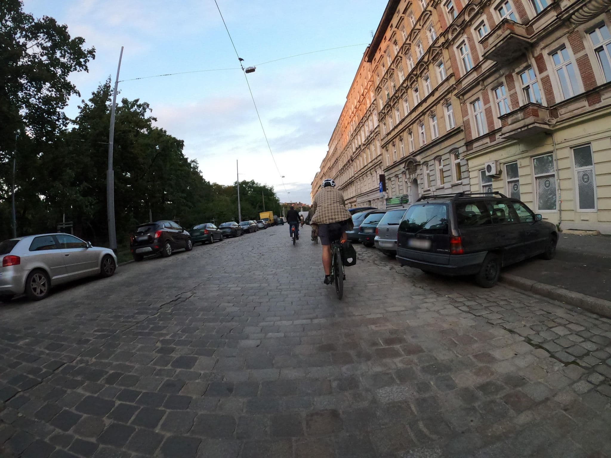 Street view near FlyFly Hostel, Nadodrze — © masterofnoroad (CC BY-SA · Mapillary)