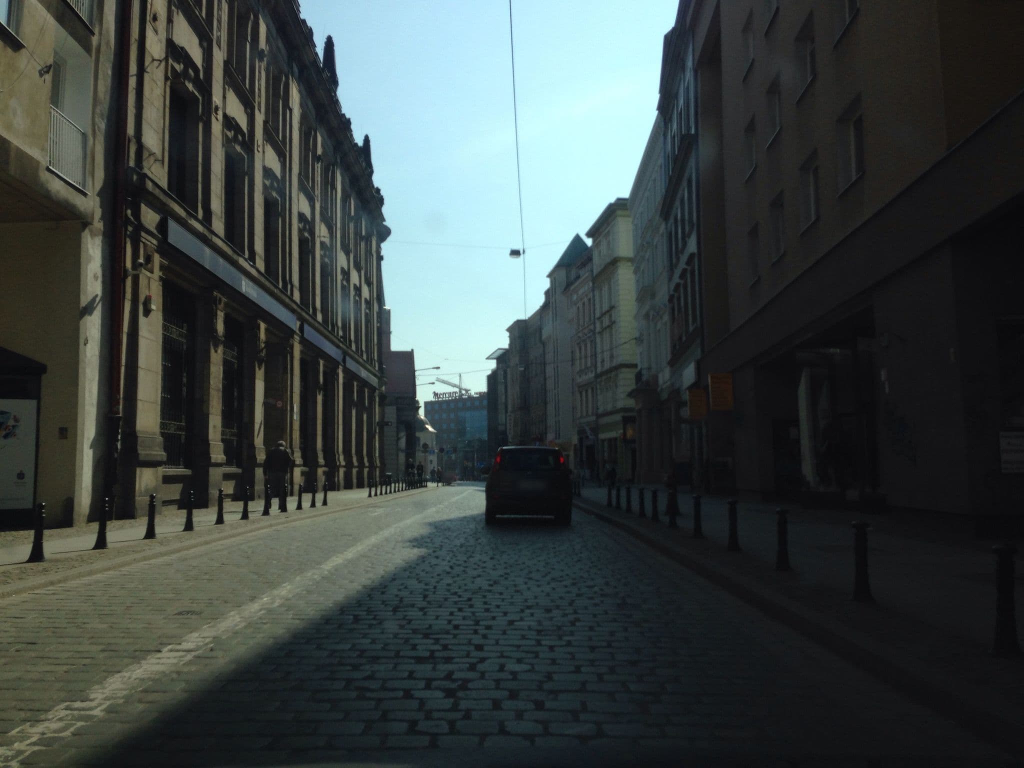 Street view near Capital Apartments, Stare Miasto — © fundacja_geolife (CC BY-SA · Mapillary)