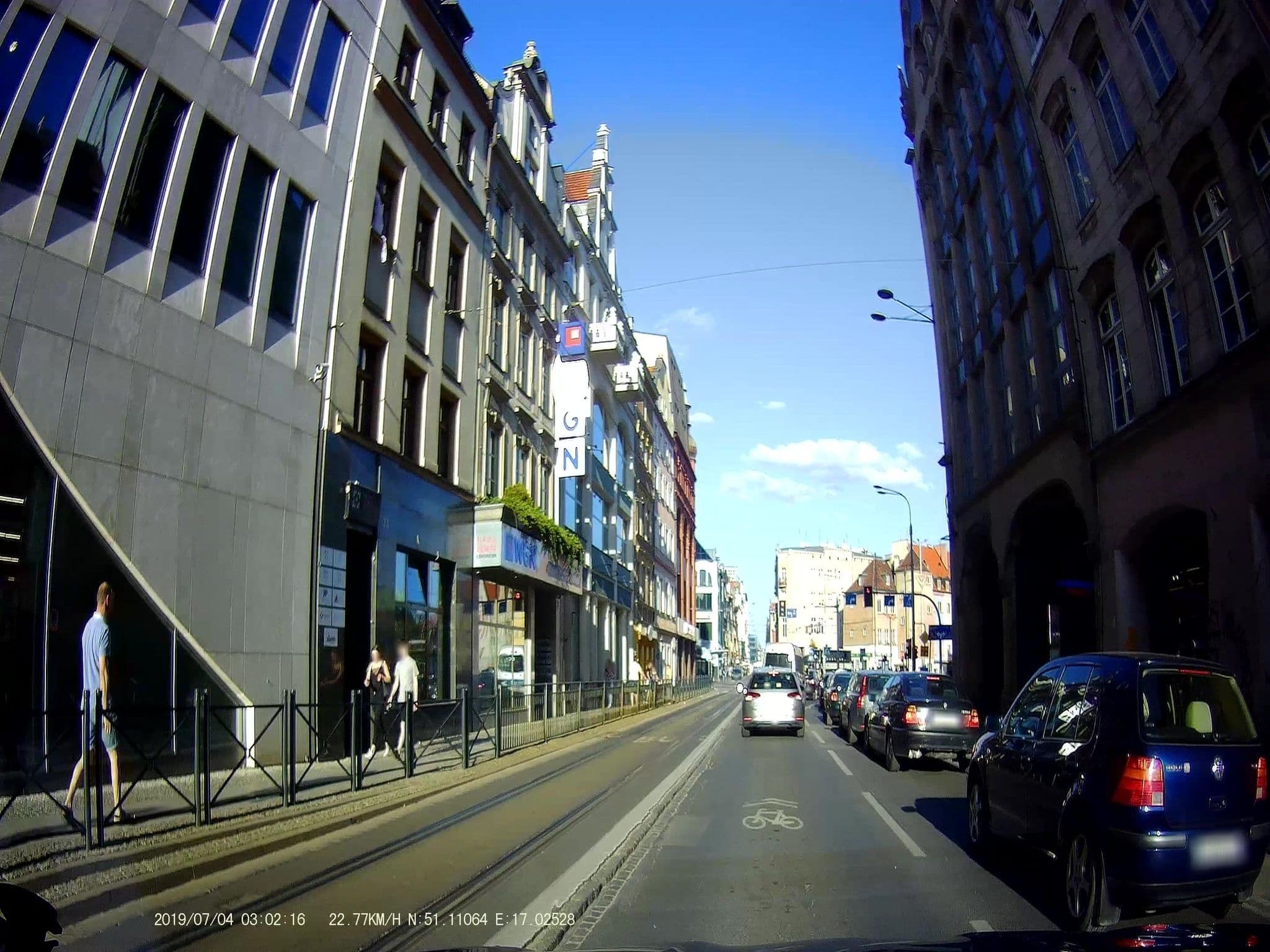 Street view near Wspólnota Mieszkaniowa "Daszyńskiego 18", Stare Miasto — © maxim752 (CC BY-SA · Mapillary)