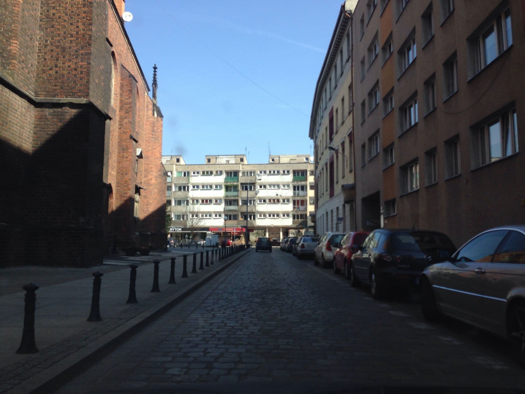 Street view near Wroclove Apartments, Stare Miasto — © fundacja_geolife (CC BY-SA · Mapillary)