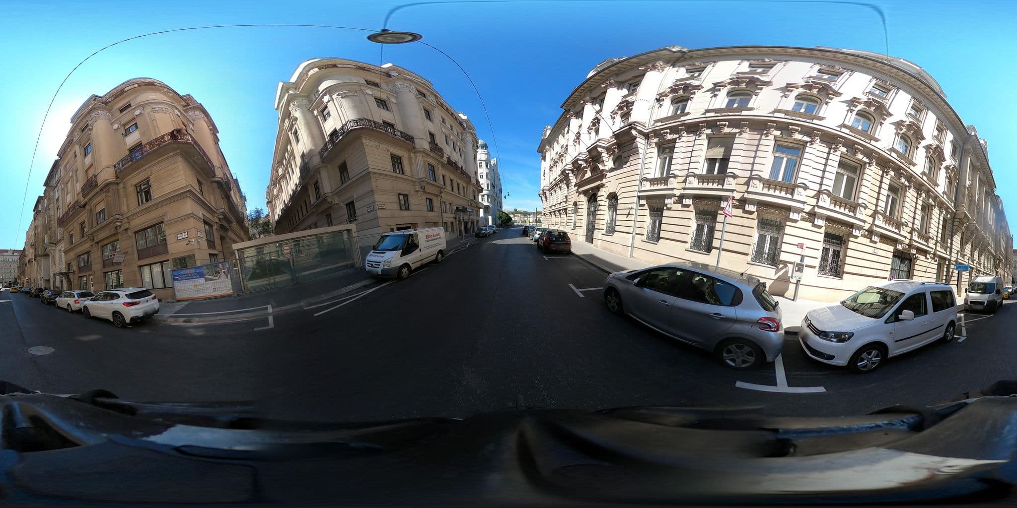 Street view near Anabelle B&B, Lipótváros — © grozsa11 (CC BY-SA · Mapillary)