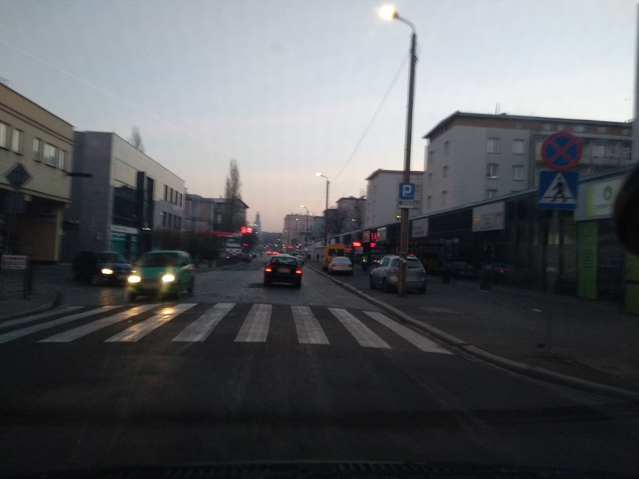Street view near Przedsiębiorstwo Produkcyjno Handlowo Usługowe Boksa Ryszard, Wrocław — © misiekwr (CC BY-SA · Mapillary)
