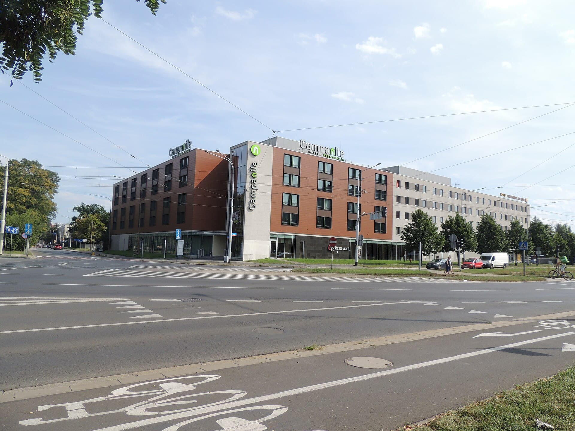 Campanile Centrum (via Wikimedia Commons, CC BY-SA 4.0)