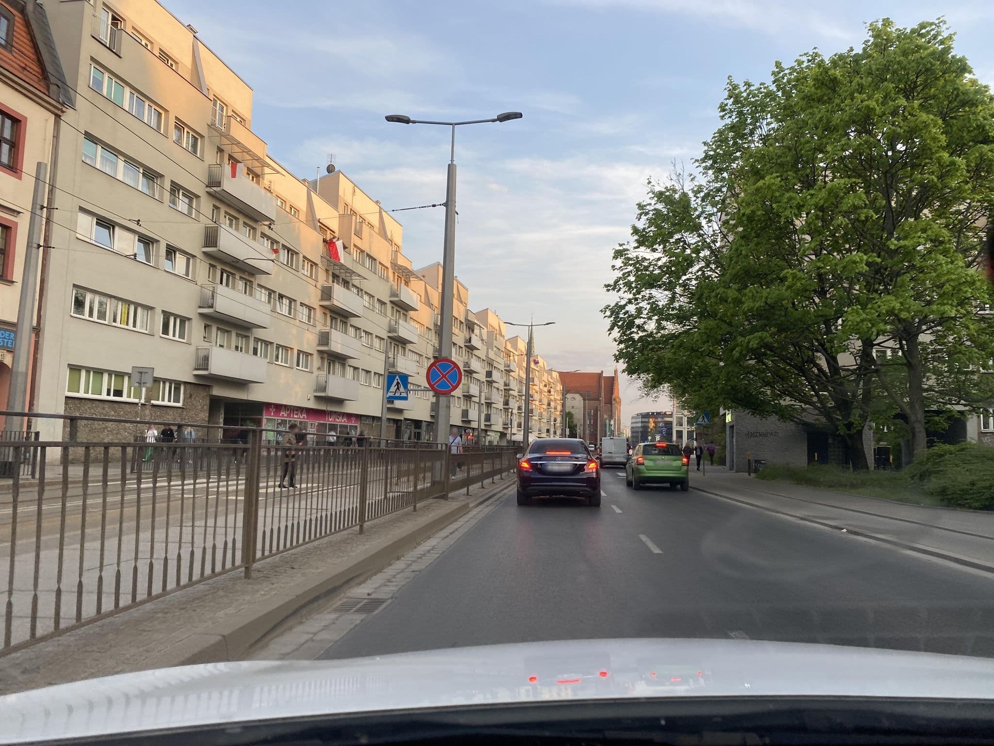 Street view near Hostel Piaskowy, Stare Miasto — © ttomek22 (CC BY-SA · Mapillary)