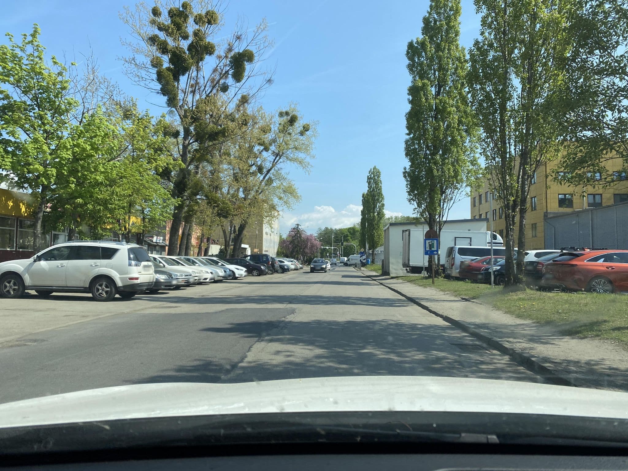 Street view near Food Line Sp z o o [ W likwidacji ], Poświętne — © ttomek22 (CC BY-SA · Mapillary)