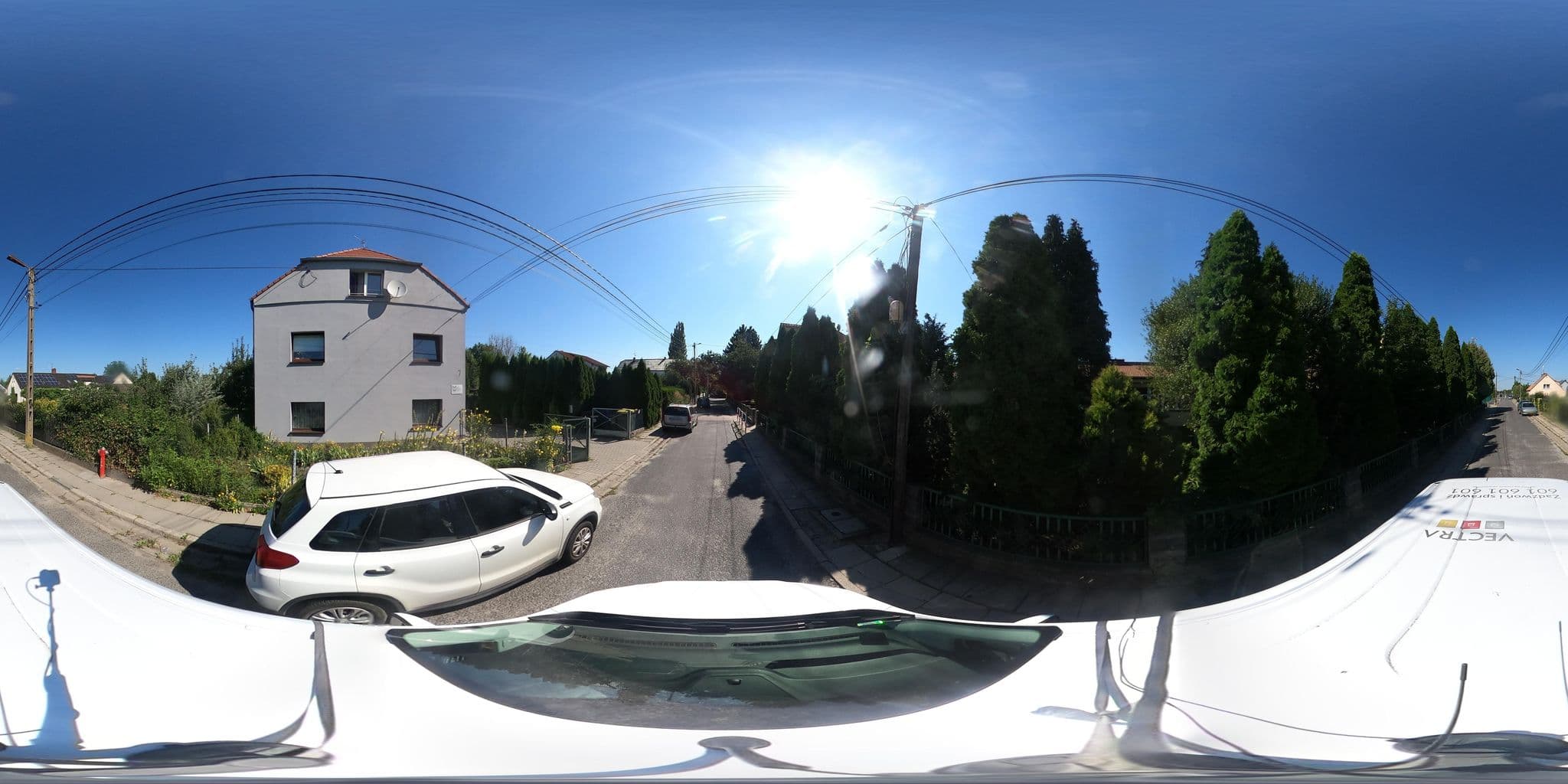 Street view near Wspólnota Mieszkaniowa Wyszomirskiego 7, Winów — © arturkmiecik (CC BY-SA · Mapillary)