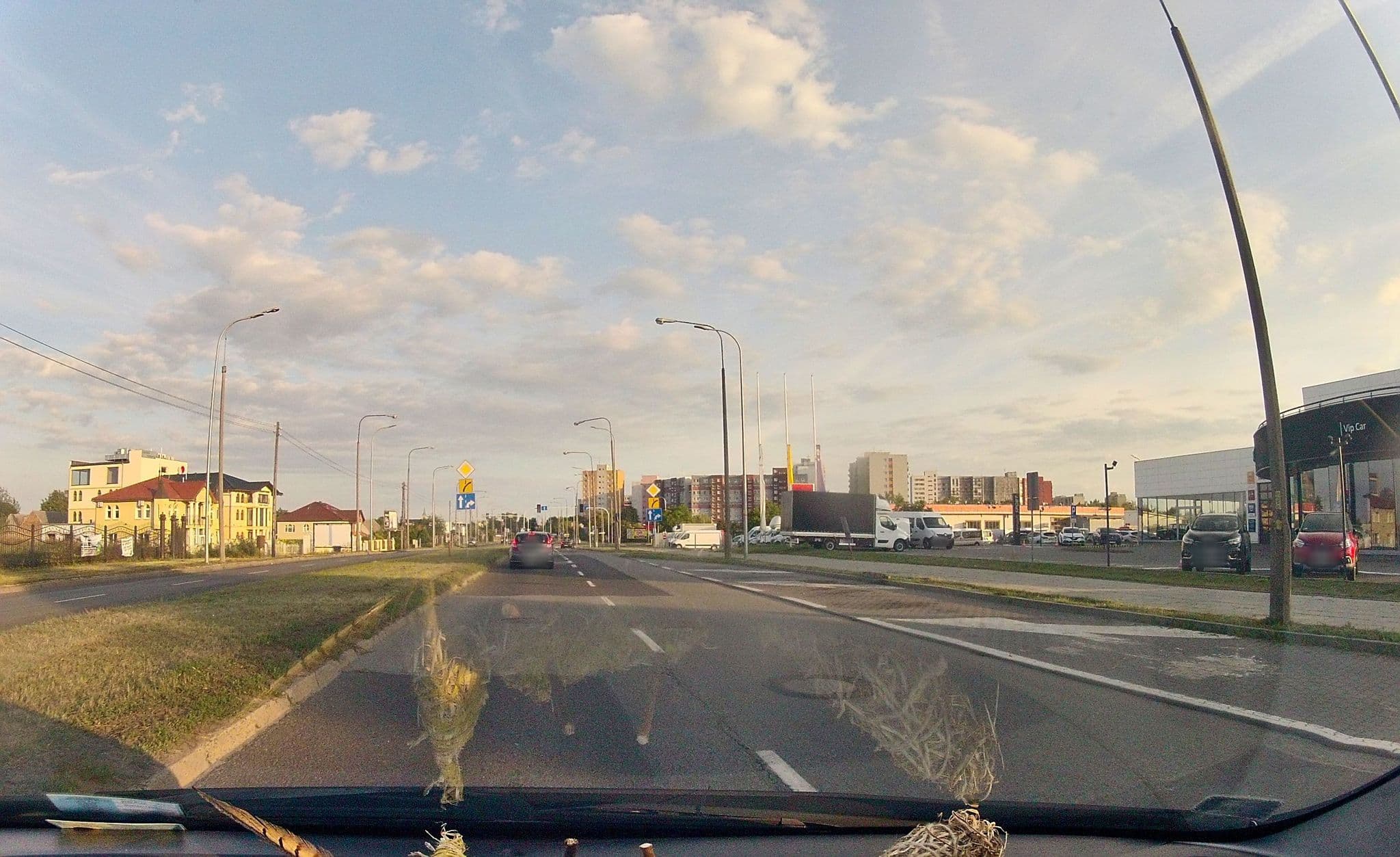 Street view near Arkadia. Wynajem domków rodzinnych. Owczarek A., mgr, Opole — © ekeshkekesh (CC BY-SA · Mapillary)