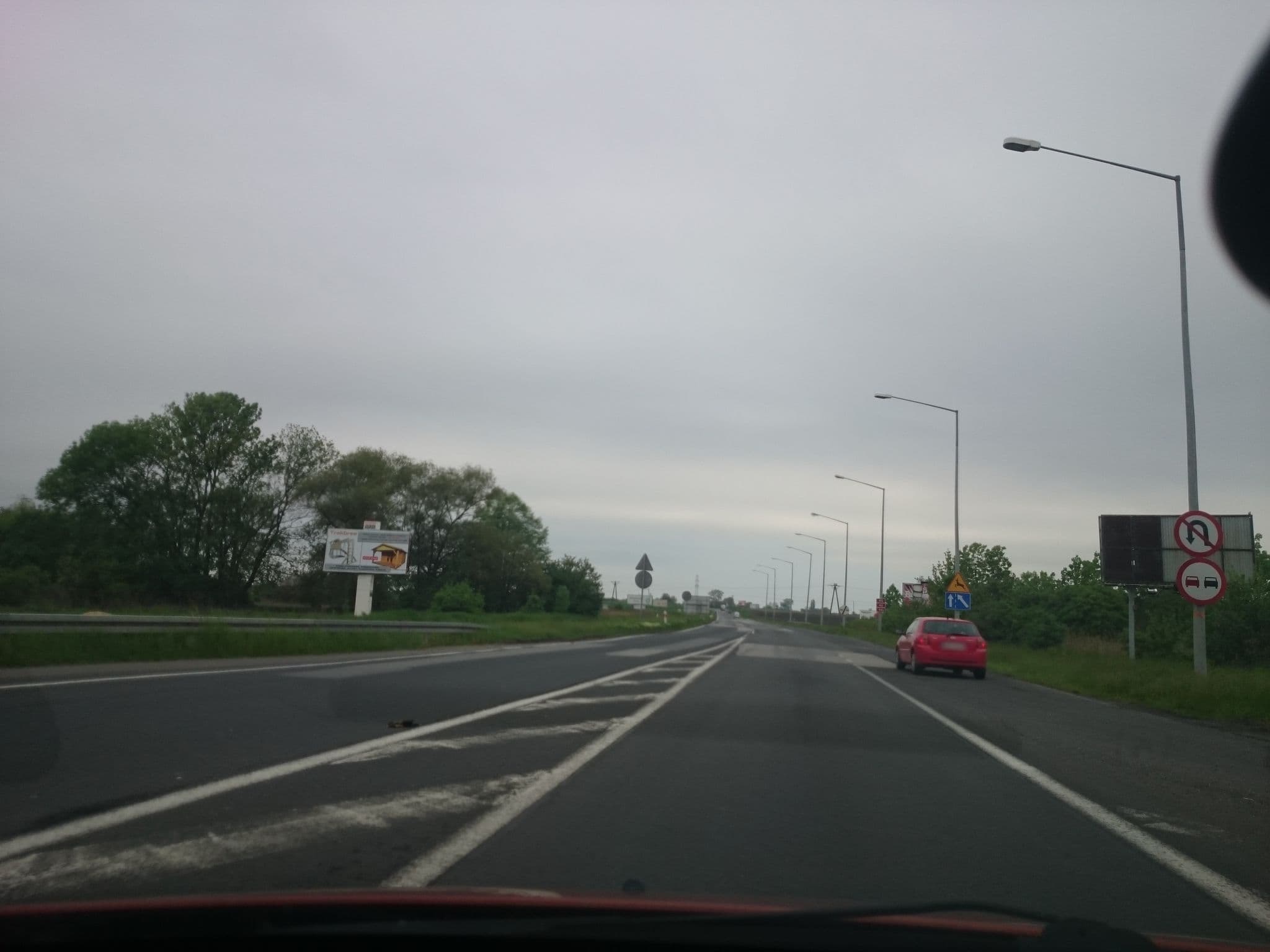 Street view near "Butterfly" Tadeusz Gondecki i Janusz Żuchaj, Czarnowąsy — © lukasz (CC BY-SA · Mapillary)