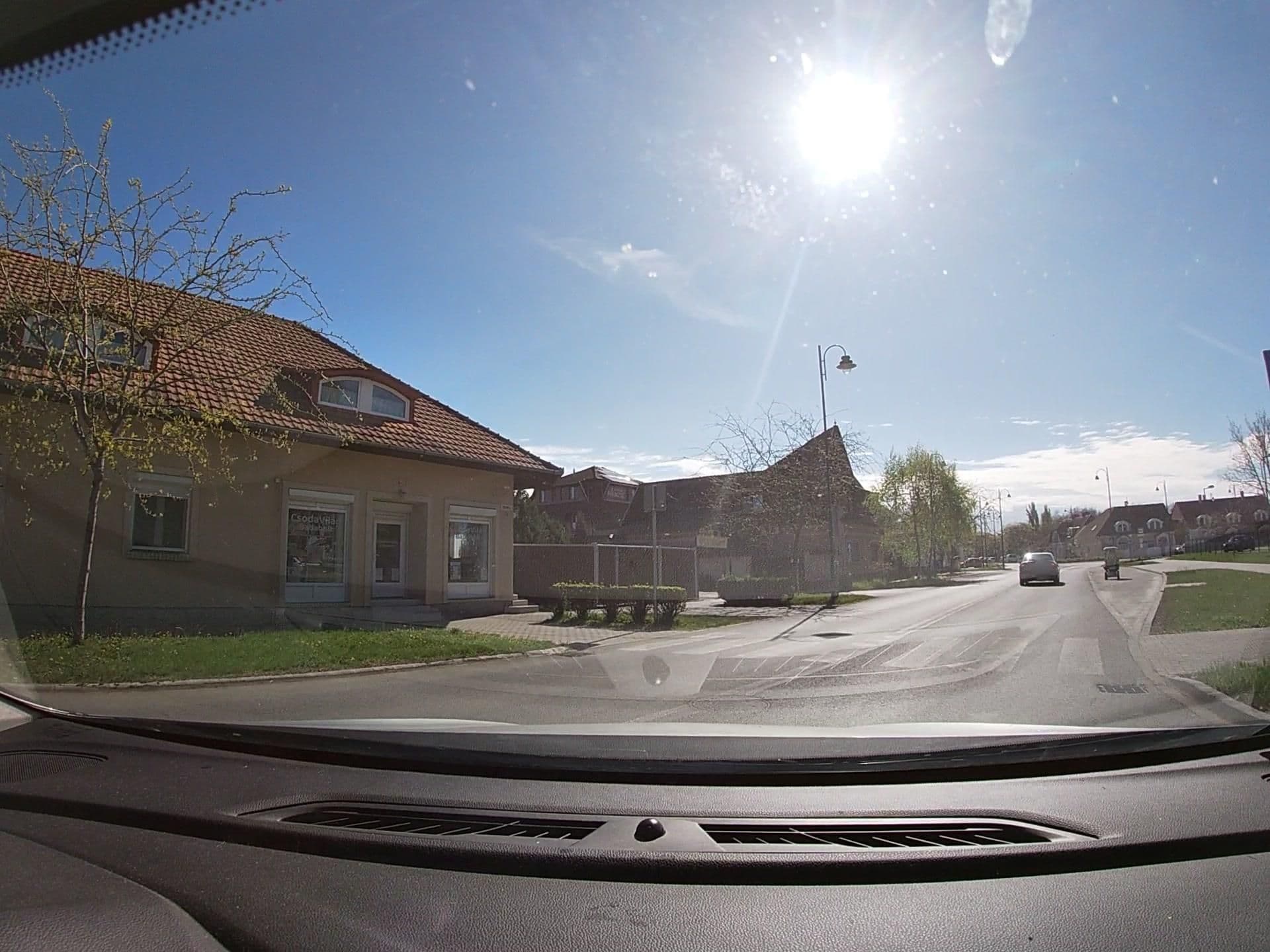 Street view near Fokuszpont Apartman, Gyula — © vst (CC BY-SA · Mapillary)