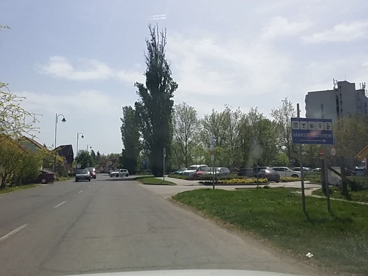 Street view near Várkert Apartman, Gyula — © utvonalfelmeresek (CC BY-SA · Mapillary)