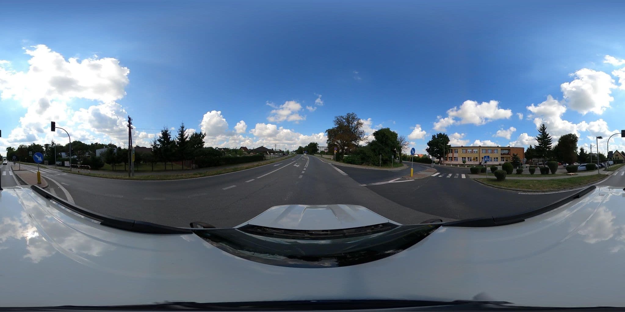 Street view near Centrum Kultury i Sztuki Dom Pracy Twórczej "Pałac Myśliwski", Przygodzice — © Artur_Wor (CC BY-SA · Mapillary)