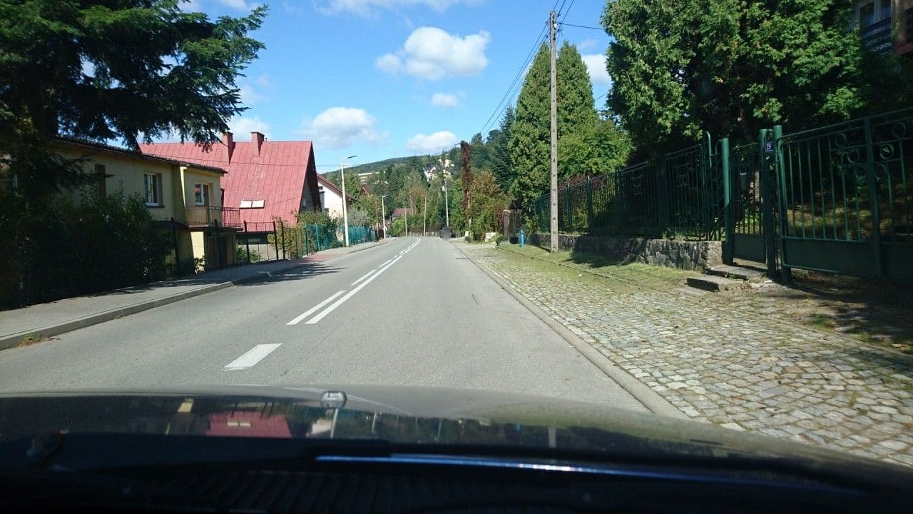 Street view near Jedynak Irena. Wynajem pokoi, Wisła — © sorbovit (CC BY-SA · Mapillary)