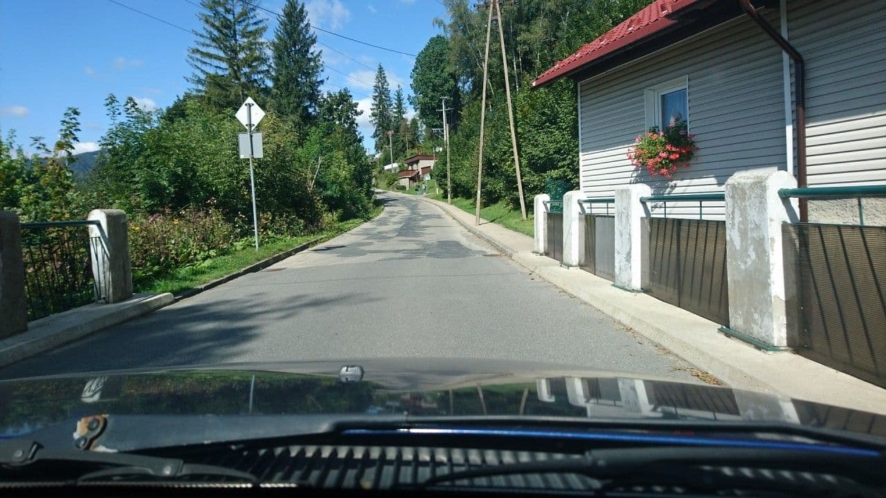 Street view near Kochańska Janina. Wynajem Pokoi, Wisła — © sorbovit (CC BY-SA · Mapillary)