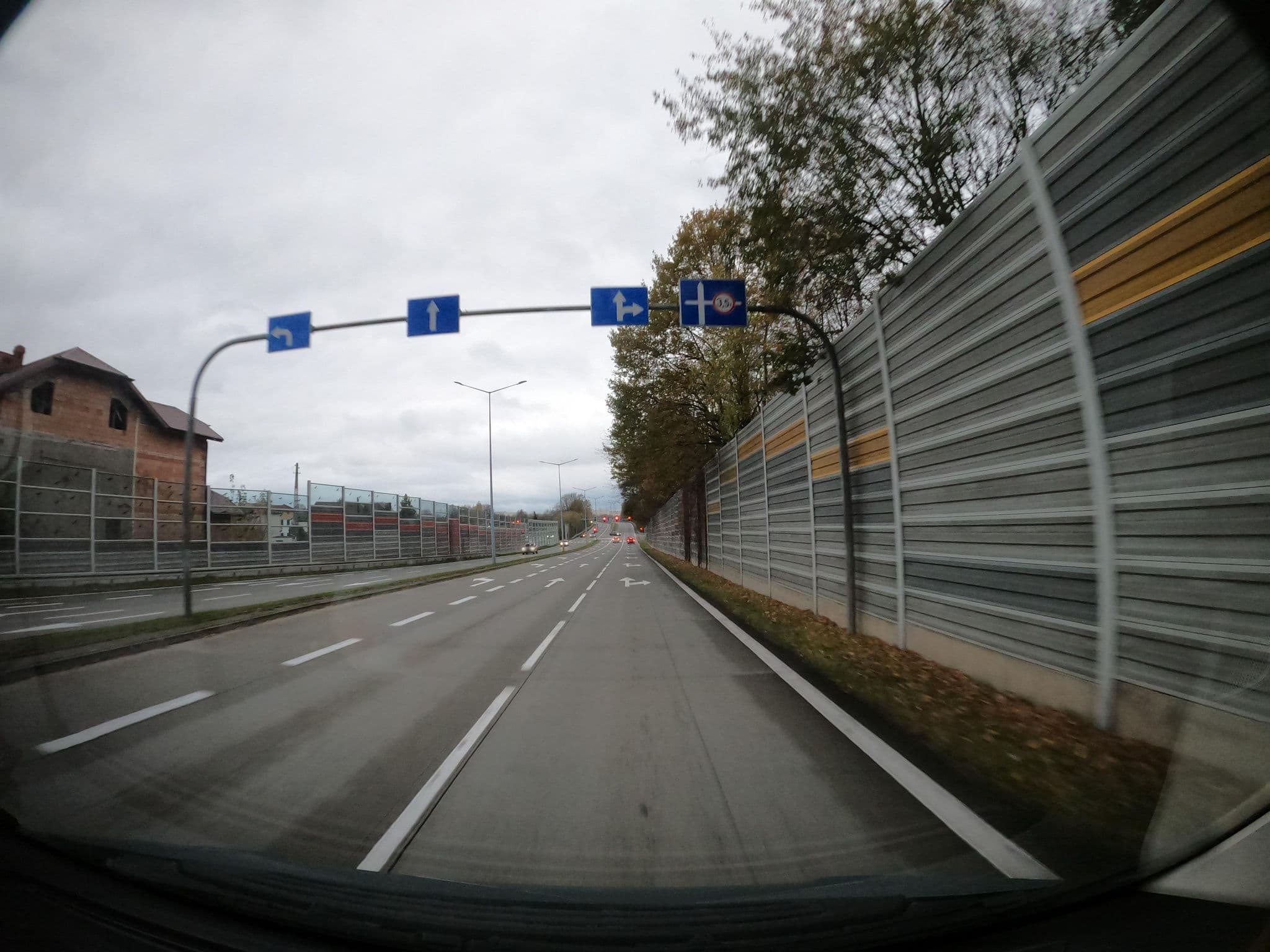 Street view near Western Hotel, Żory — © masterofnoroad (CC BY-SA · Mapillary)