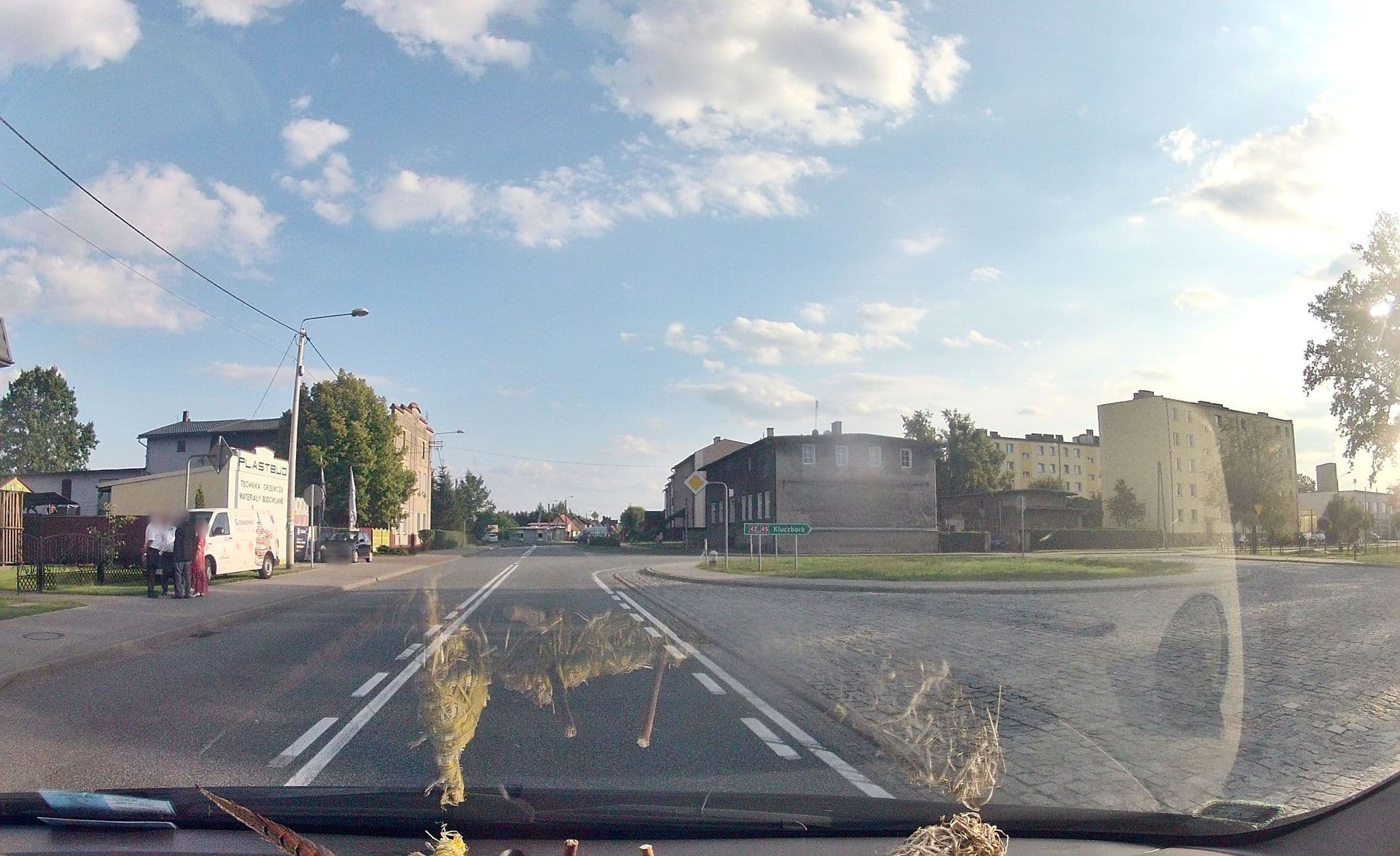 Street view near Dewex Sp.z o.o. Restauracja pod lipą, Gorzów Śląski — © ekeshkekesh (CC BY-SA · Mapillary)