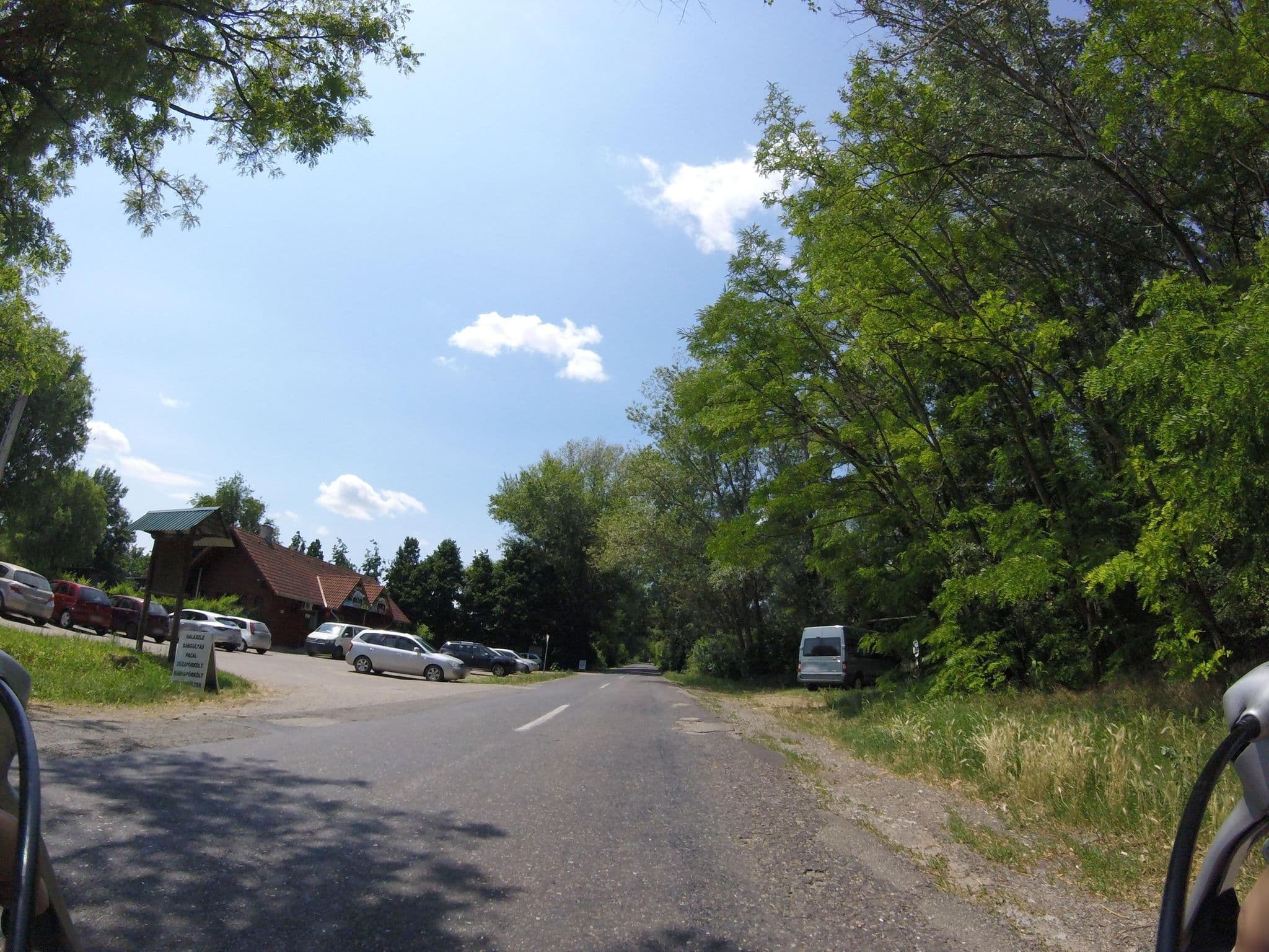 Street view near Potyka Vendégház, Kunadacs — © goprohero (CC BY-SA · Mapillary)