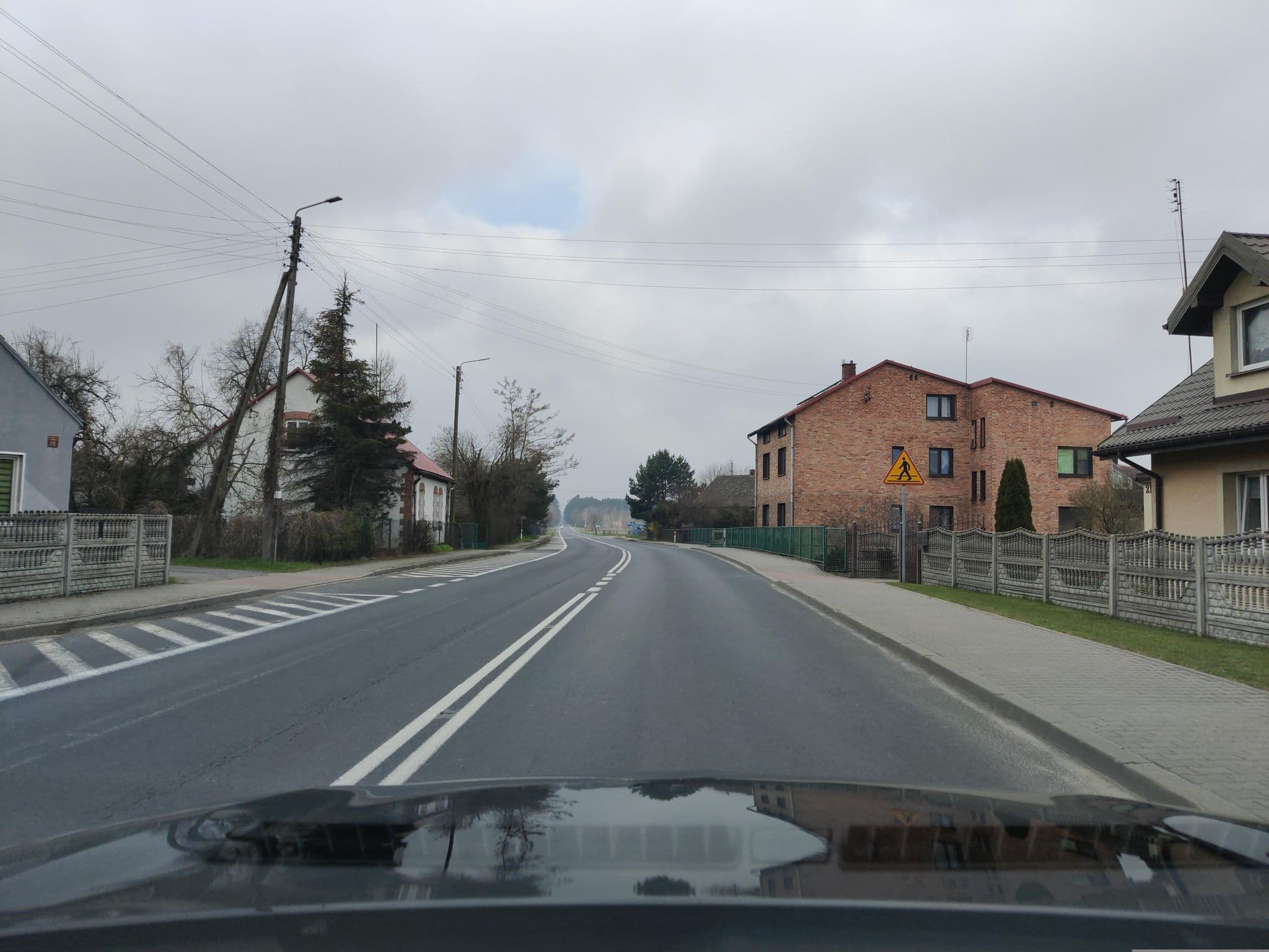 Street view near Oberża Knieja, Osjaków — © kietlak (CC BY-SA · Mapillary)