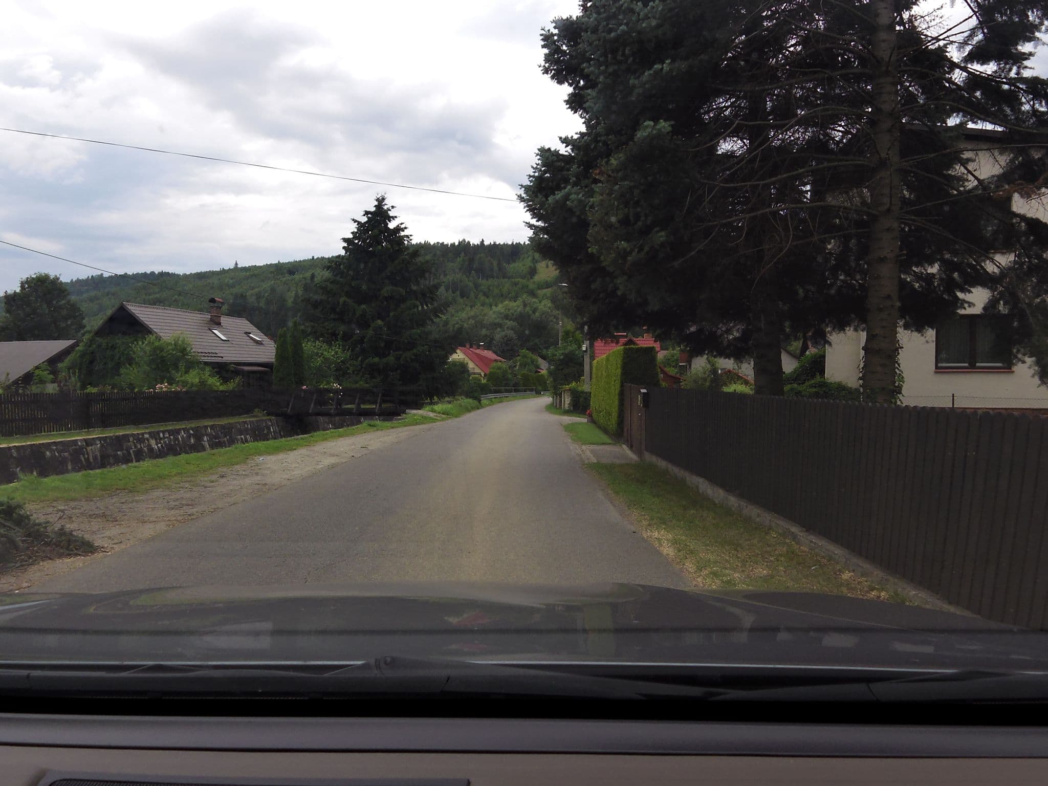 Street view near Przegibek. Schronisko PTTK, Rajcza — © czmrtn (CC BY-SA · Mapillary)
