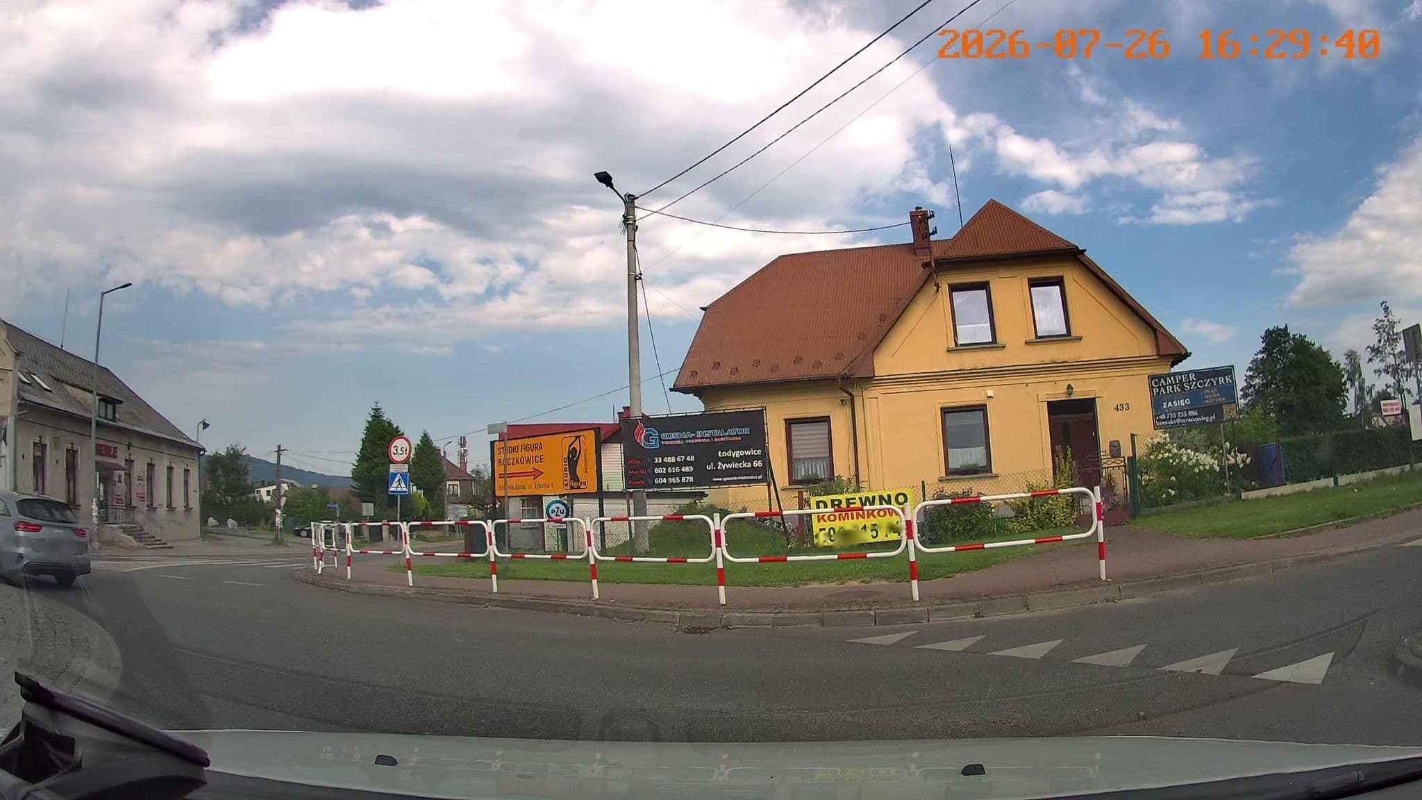 Street view near Villa Viki, Buczkowice — © jswk (CC BY-SA · Mapillary)