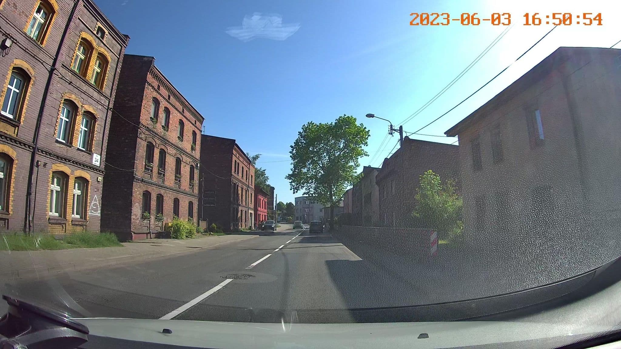 Street view near Jaskinia solna, Ruda Śląska — © jswk (CC BY-SA · Mapillary)