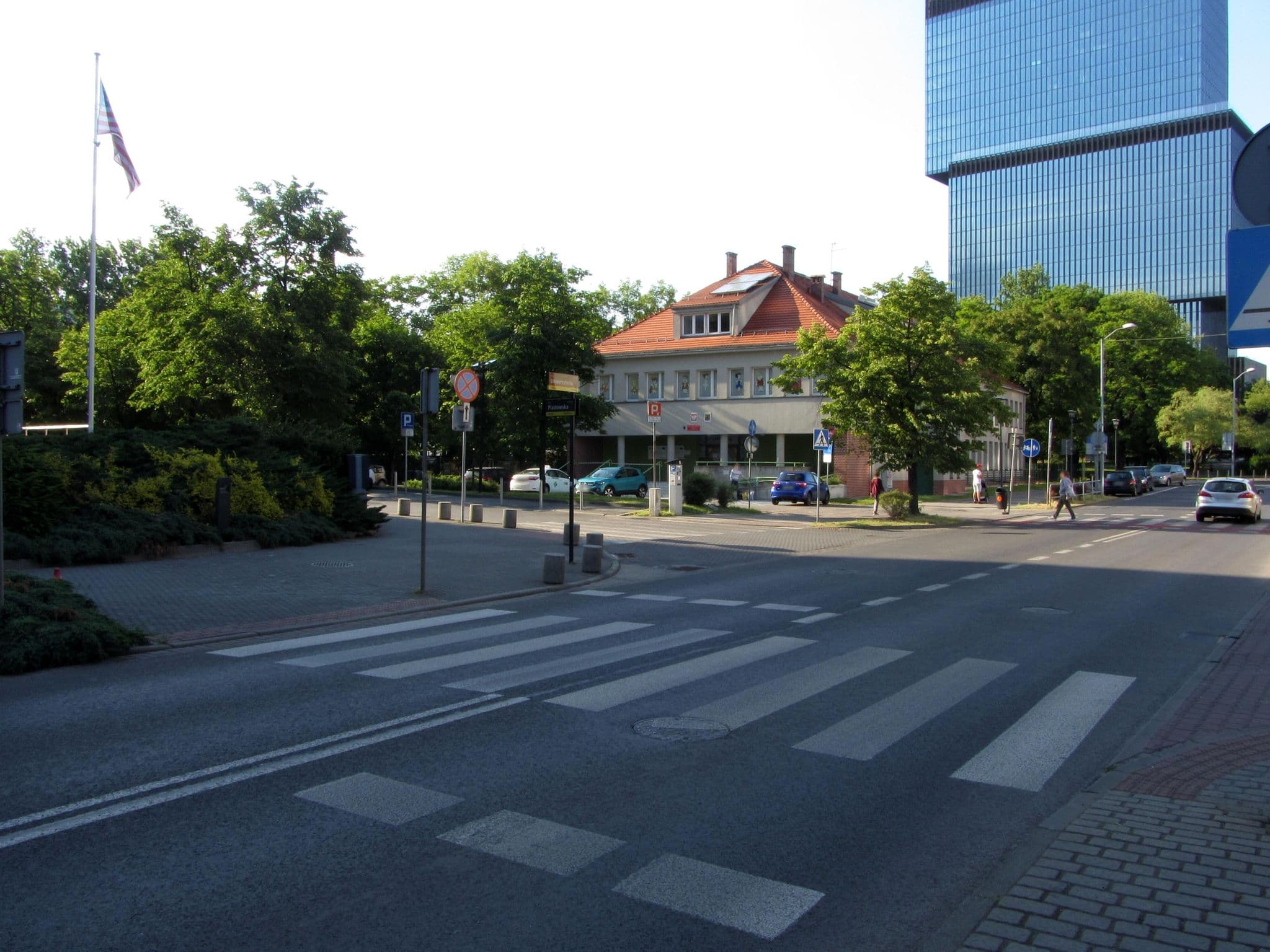 Street view near Qubus Hotel Prestige Katowice, Katowice — © GITNE (CC BY-SA · Mapillary)