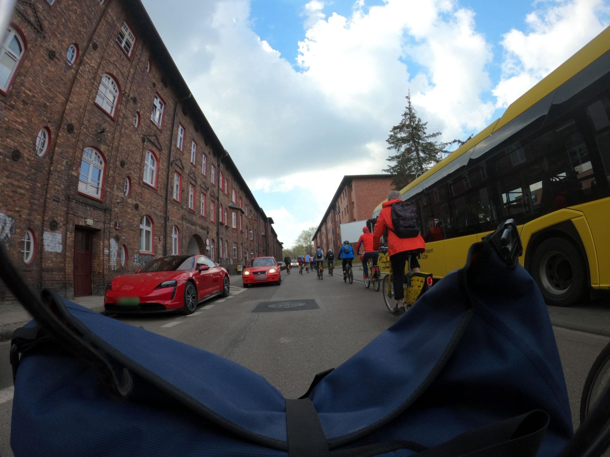 Street view near Agencja Inwestycyjna Gajpol S.C. Gajos Wojciech Pietrasik Aleksander, Katowice — © masterofnoroad (CC BY-SA · Mapillary)