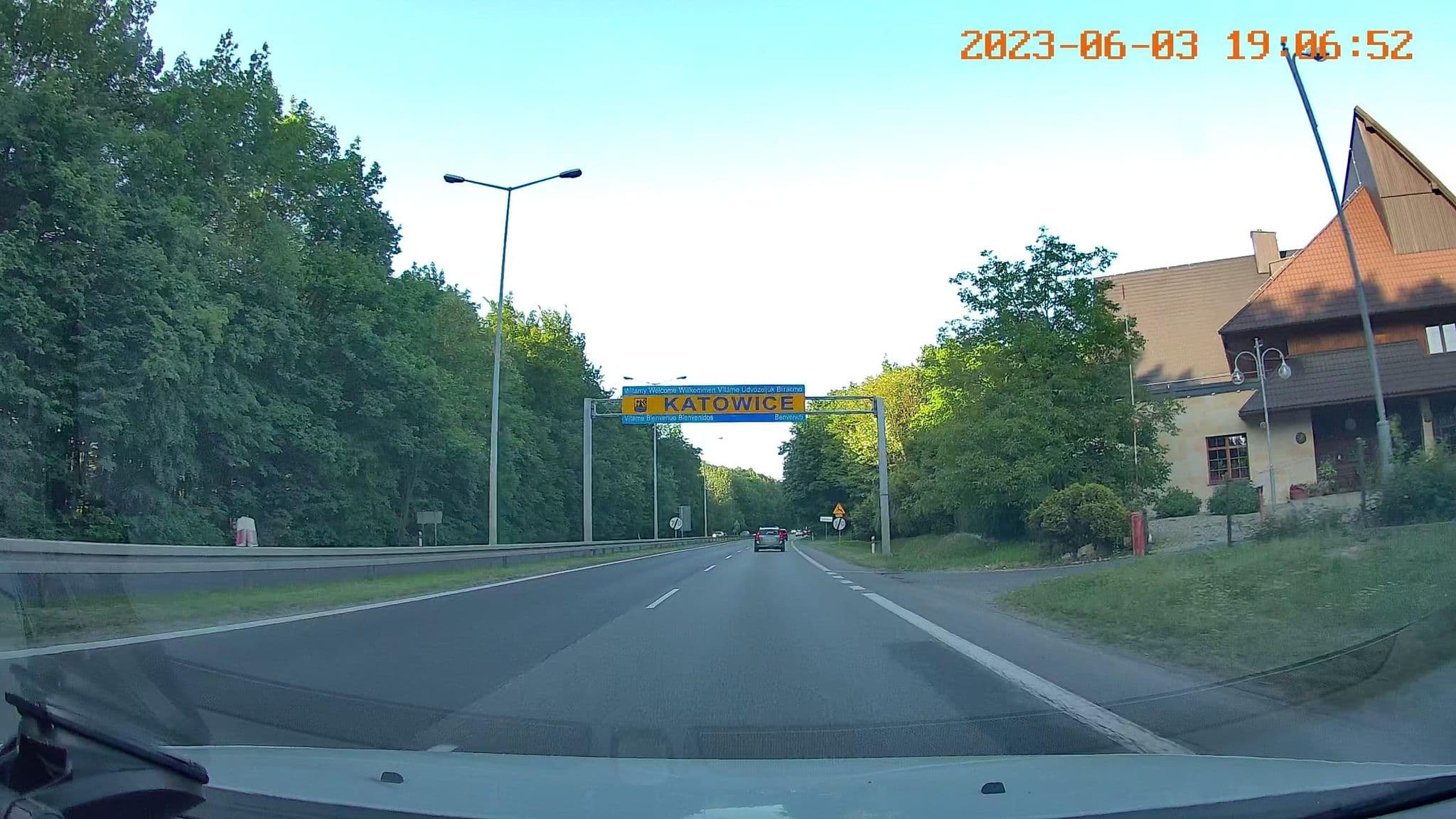 Street view near Patio Zajazd, Mikołów — © jswk (CC BY-SA · Mapillary)