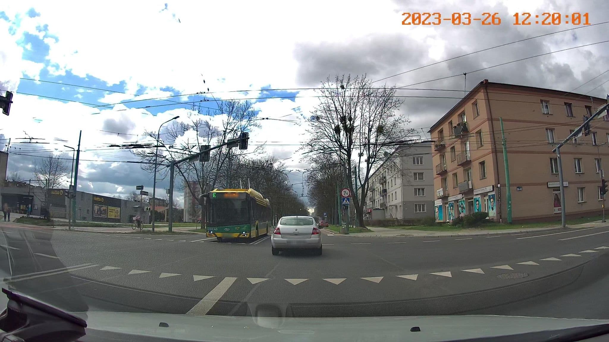 Street view near "Majerzówka" Jacek Burakowski, Tychy — © jswk (CC BY-SA · Mapillary)