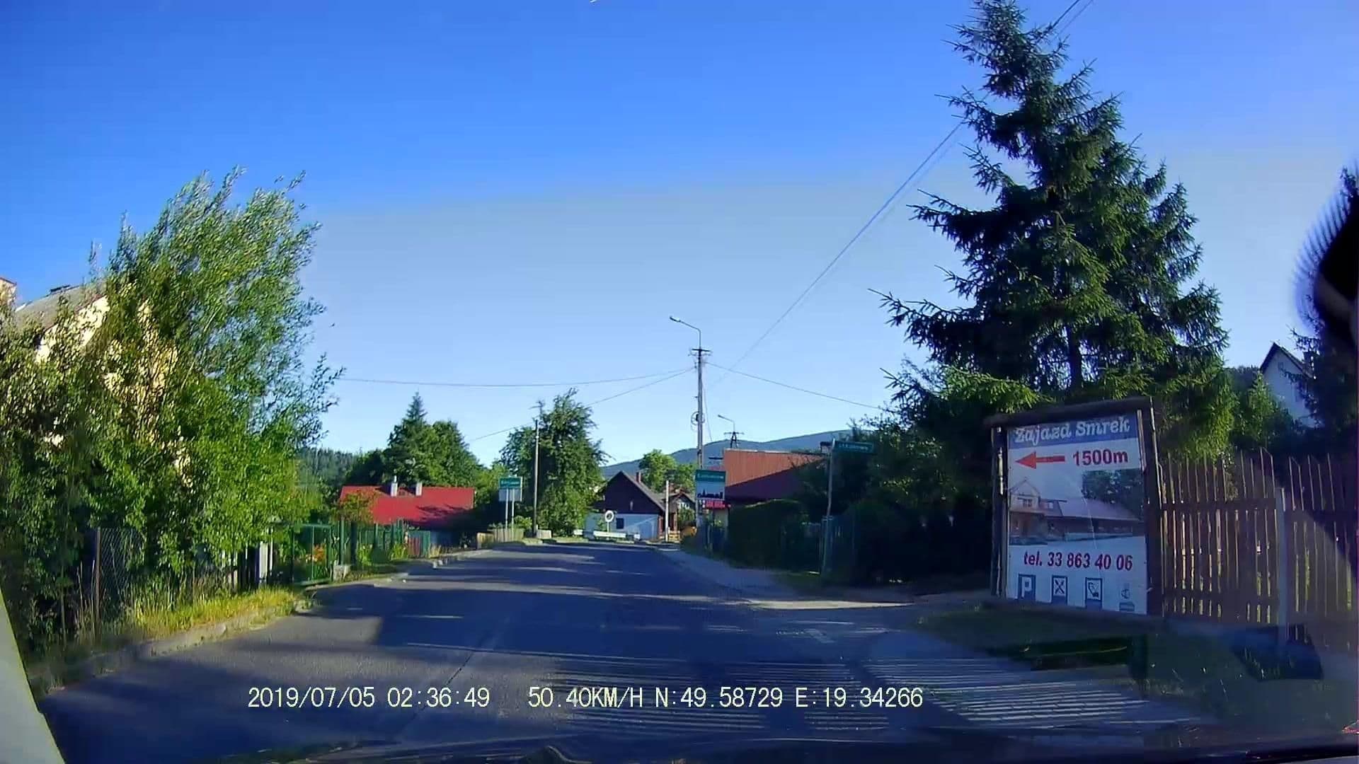 Street view near Willa Pod Pilskiem-K. Cz. Malinowscy, Krzyżowa — © maxim752 (CC BY-SA · Mapillary)
