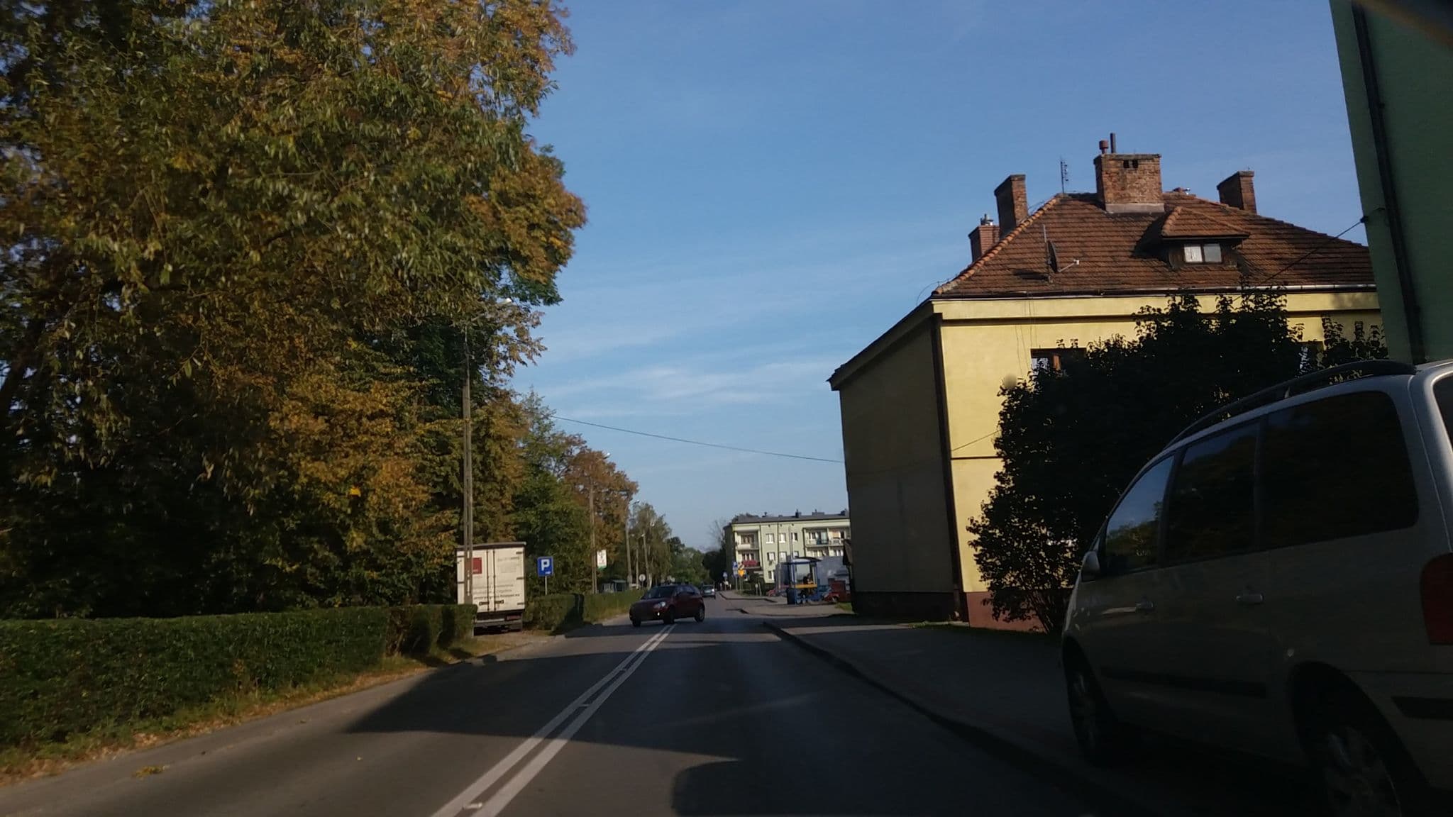 Street view near Grzegorz Wiensko Cukiernictwo Lodziarstwo Wynajem Pokoi, Wadowice — © czadzik (CC BY-SA · Mapillary)