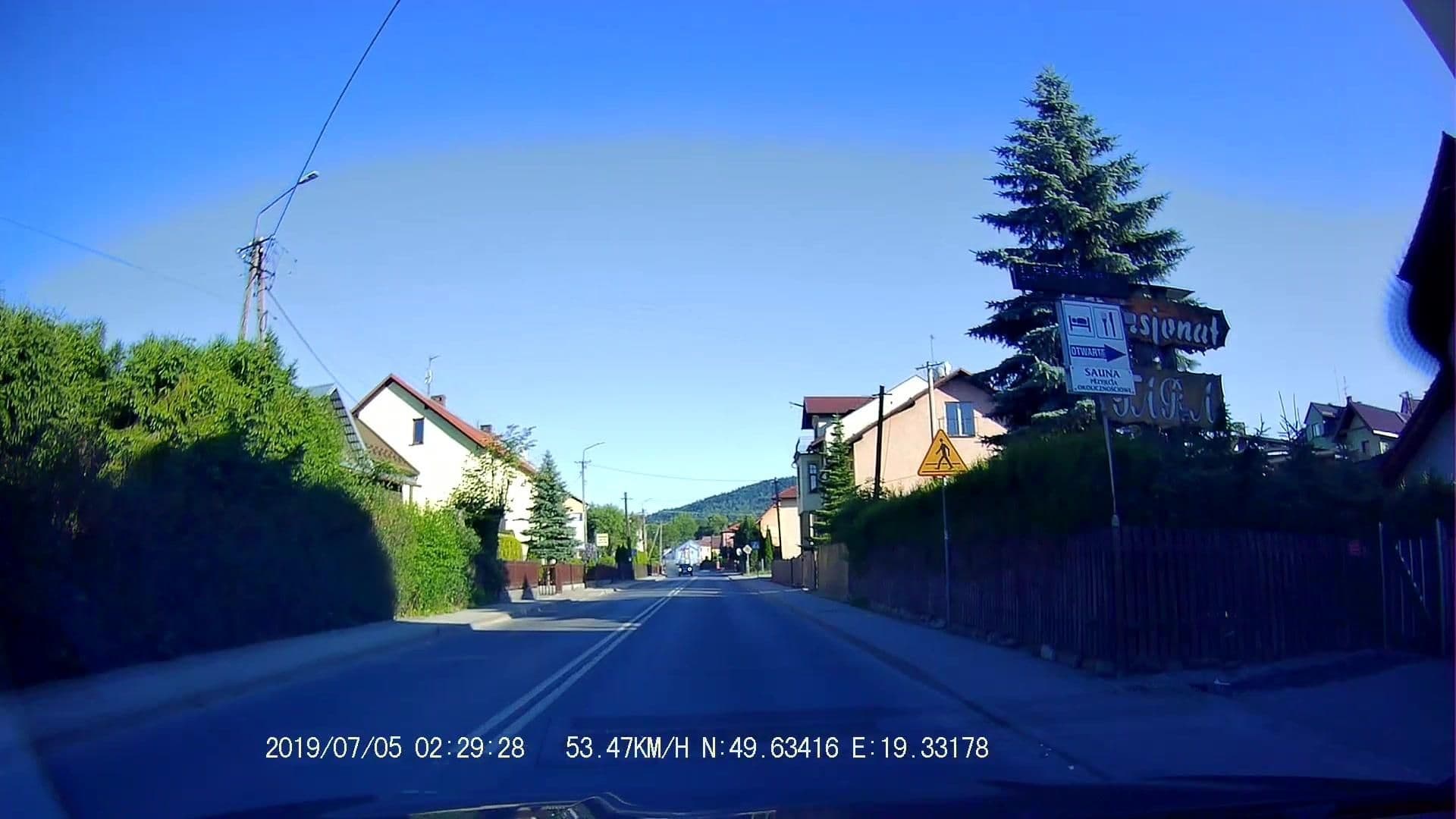 Street view near Piotr Juraszek Pensjonat Tara, Jeleśnia — © maxim752 (CC BY-SA · Mapillary)
