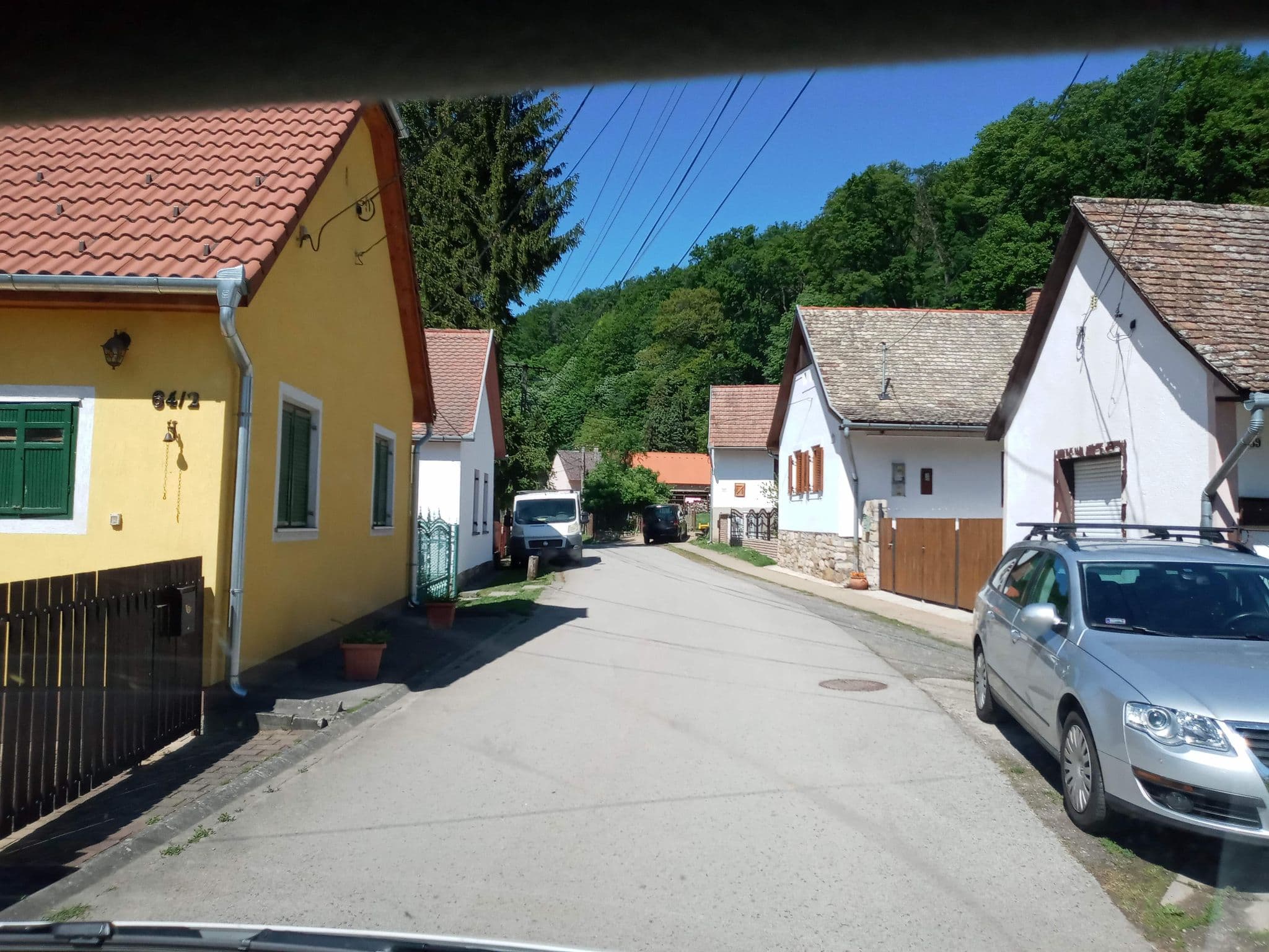 Street view near Szent Vendel Vendégház, Mecseknádasd — © magyarsi (CC BY-SA · Mapillary)