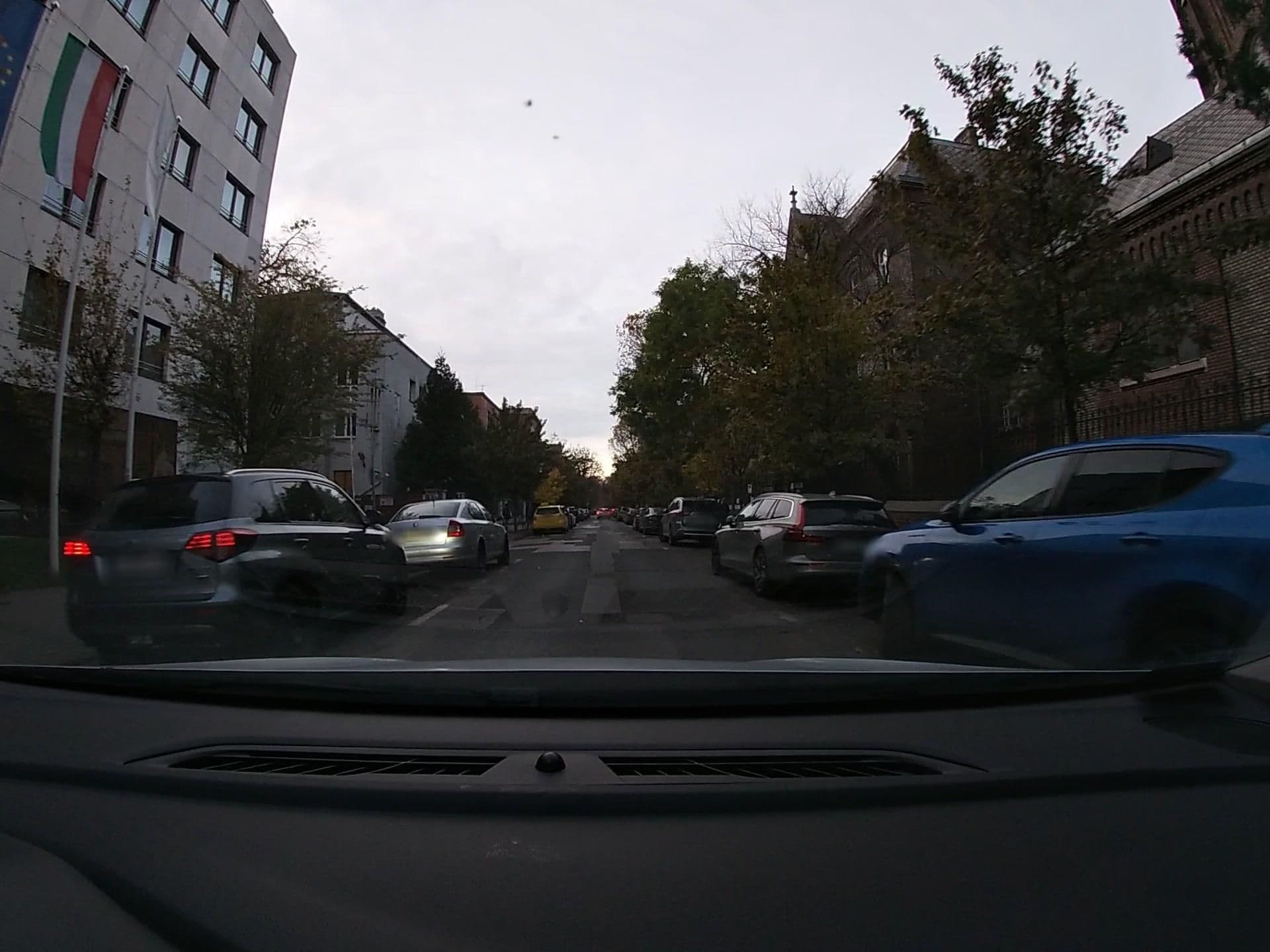 Street view near Dominik Panzió, Istvánmező — © vst (CC BY-SA · Mapillary)