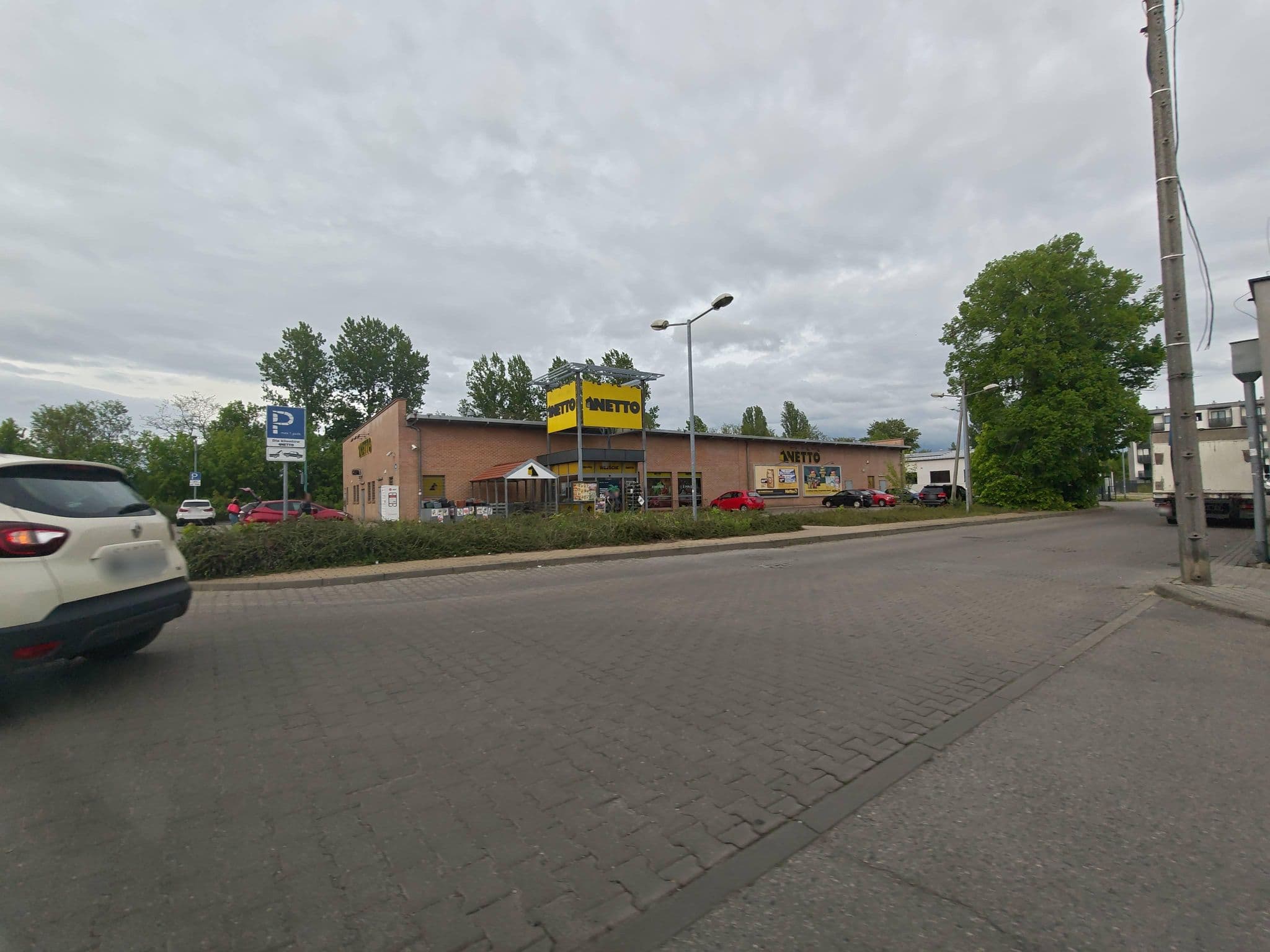 Street view near "Personal Hotel" Sp. z o.o., Sosnowiec — © ireun (CC BY-SA · Mapillary)