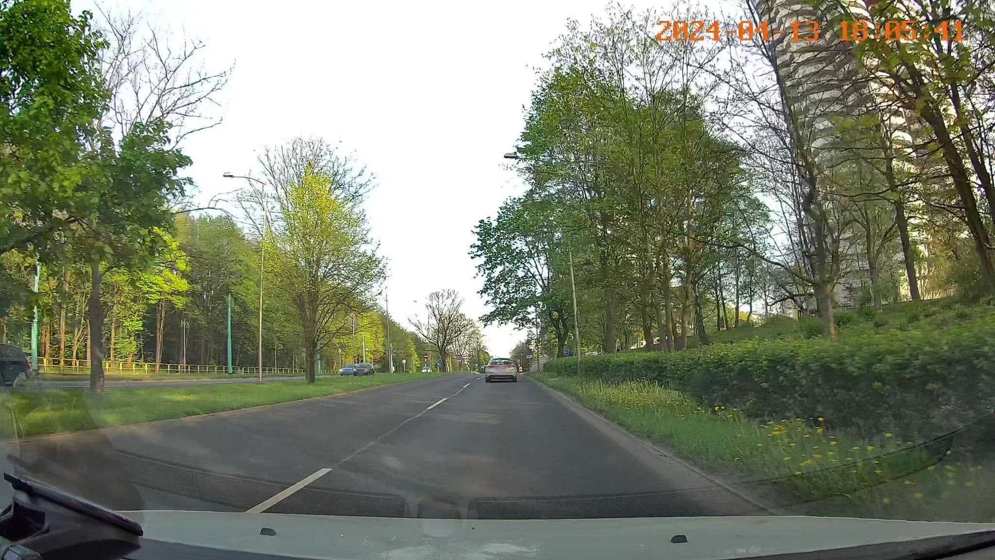 Street view near Specjalistyczna praktyka lekarska w zakresie dermatologii estetycznej i ogólnej, Chorzów — © jswk (CC BY-SA · Mapillary)