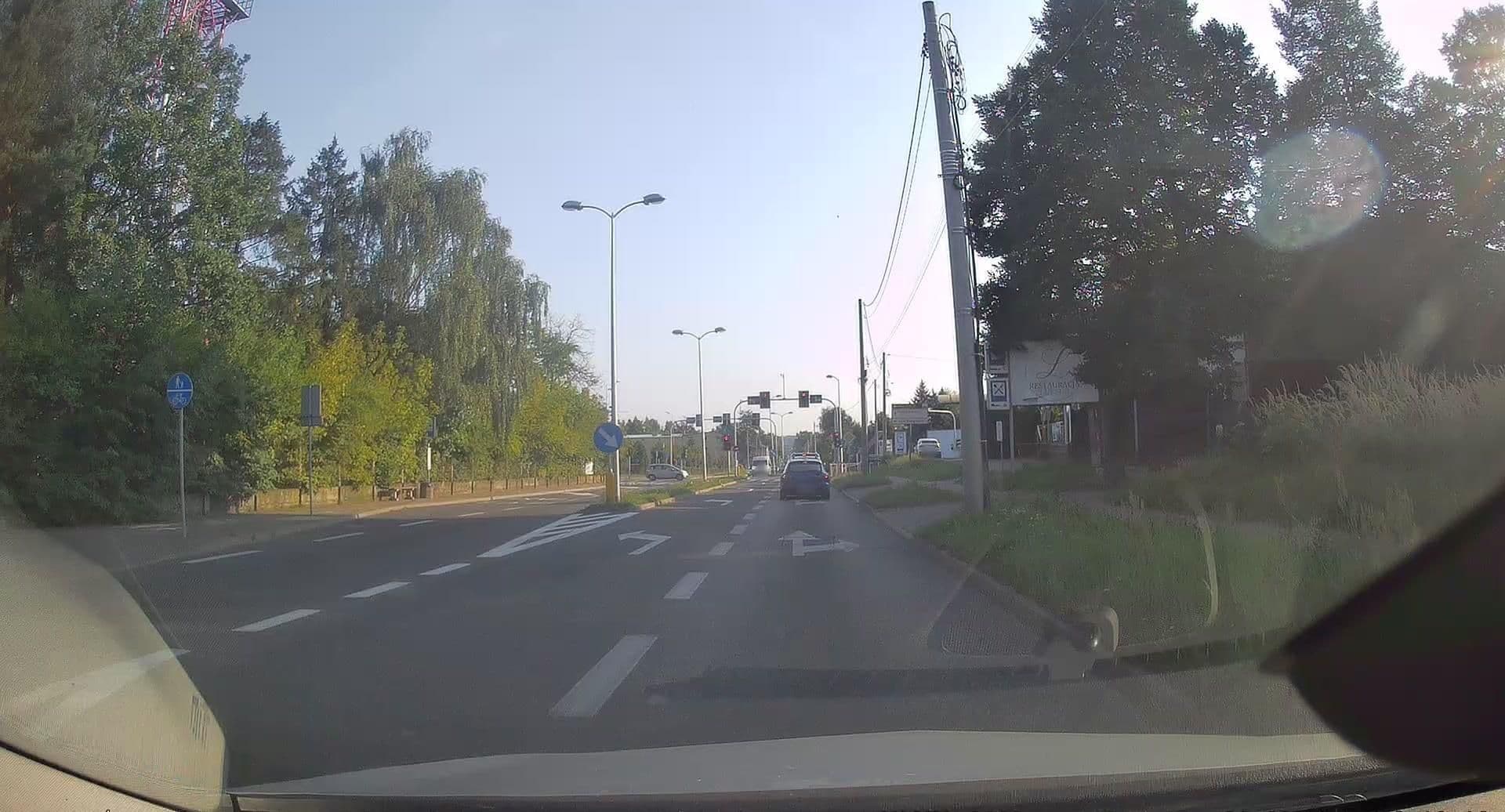 Street view near Hotel Luksor, Częstochowa — © edc22 (CC BY-SA · Mapillary)