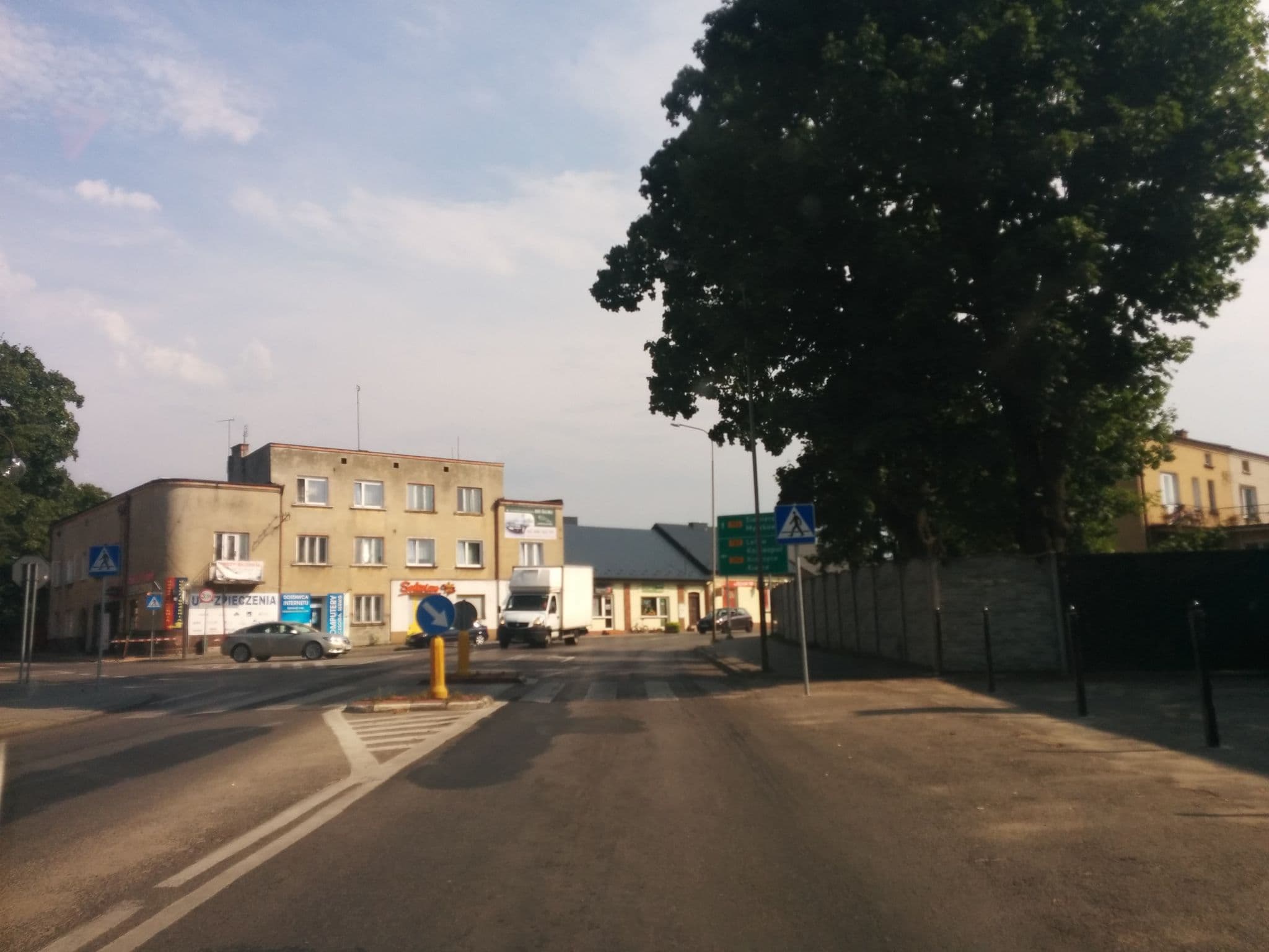 Street view near Dom Noclegowy Parkowa, Żarki — © javnik (CC BY-SA · Mapillary)