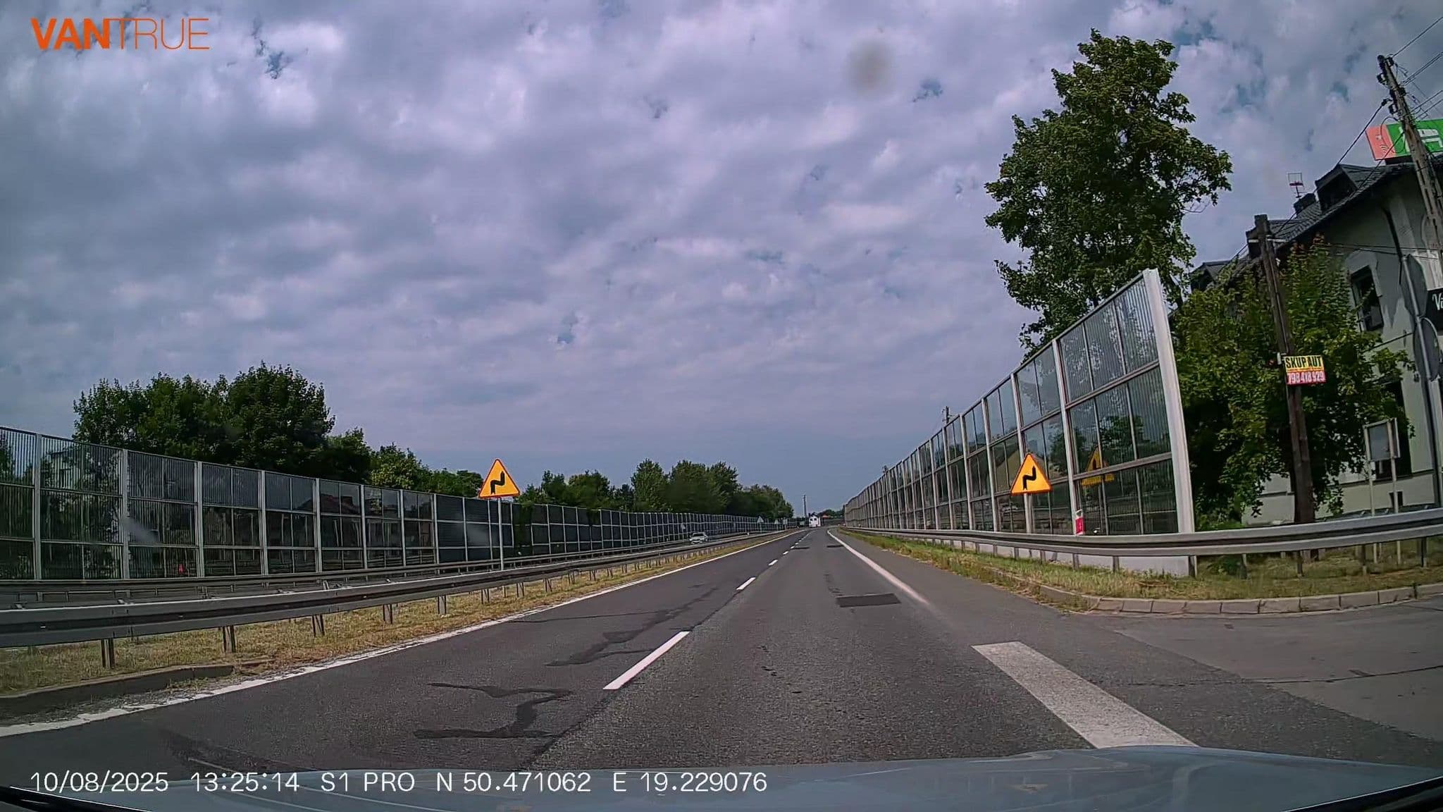 Street view near Zlota Ges, Siewierz — © Driven2574 (CC BY-SA · Mapillary)