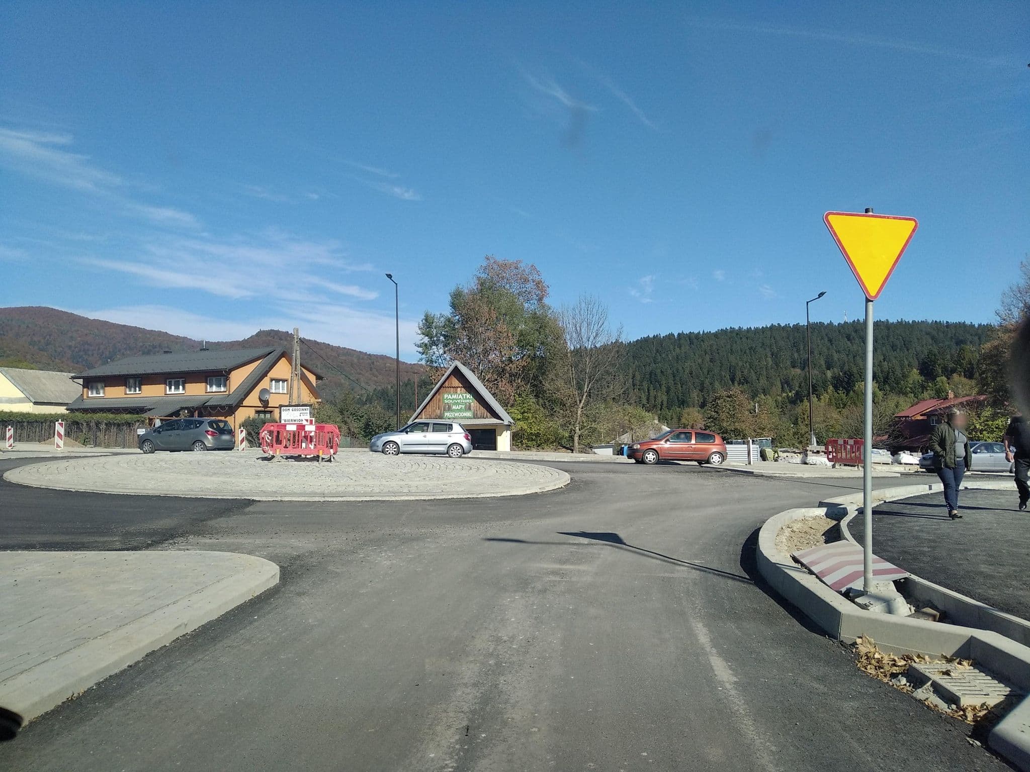 Street view near Nad Solinką - Ośrodek Wypoczynkowy - Ryznar G., Baligród — © czecko (CC BY-SA · Mapillary)