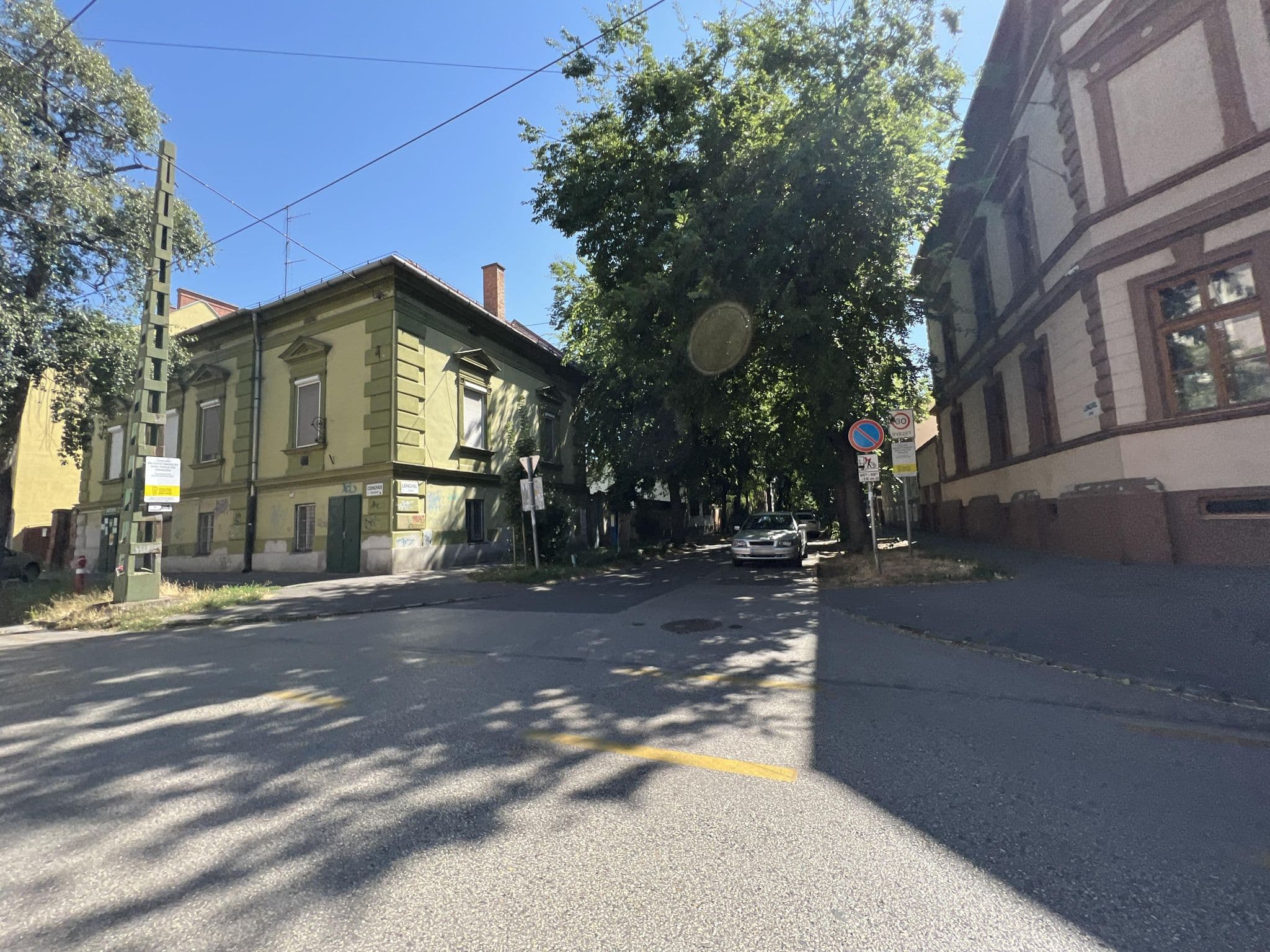 Street view near Csanabella Apartman, Szeged — © molnarb (CC BY-SA · Mapillary)