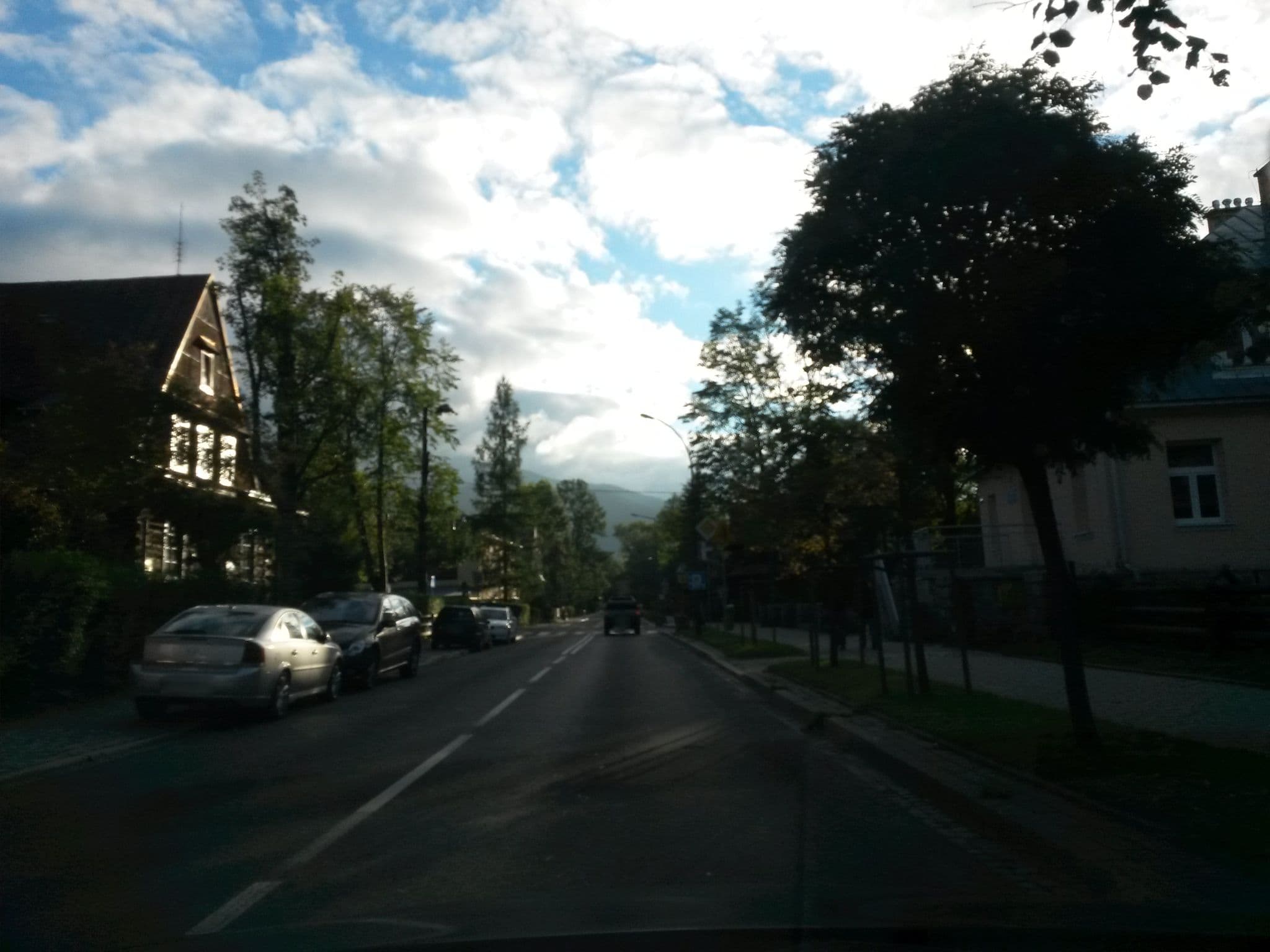Street view near Cukier Helena. Wynajem Pokoi Gościnnych, Zakopane — © bacza (CC BY-SA · Mapillary)