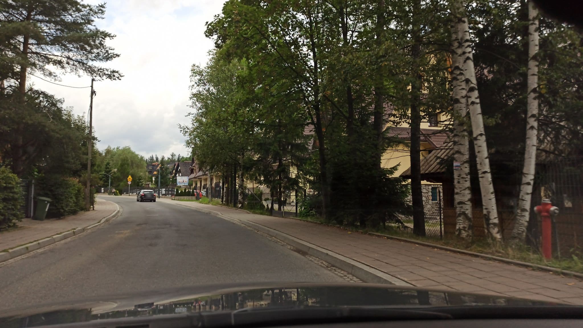 Street view near Ustupska-Chyc Zofia Wynajem Pokoi, Zakopane — © gandal543 (CC BY-SA · Mapillary)