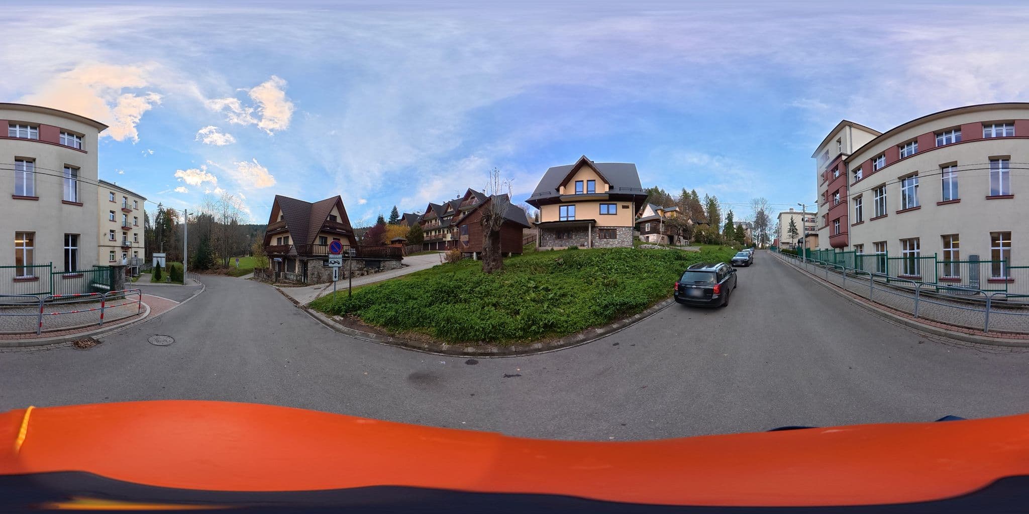 Street view near Apartamenty Sun & Snow Ciągłówka, Zakopane — © awizonosz (CC BY-SA · Mapillary)
