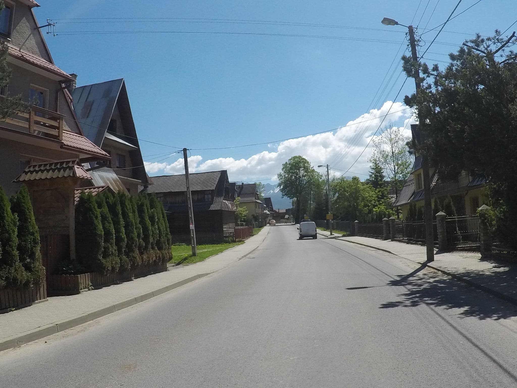 Street view near Orawiec Tadeusz - Wynajem Pokoi, Poronin — © chrisbeddow (CC BY-SA · Mapillary)