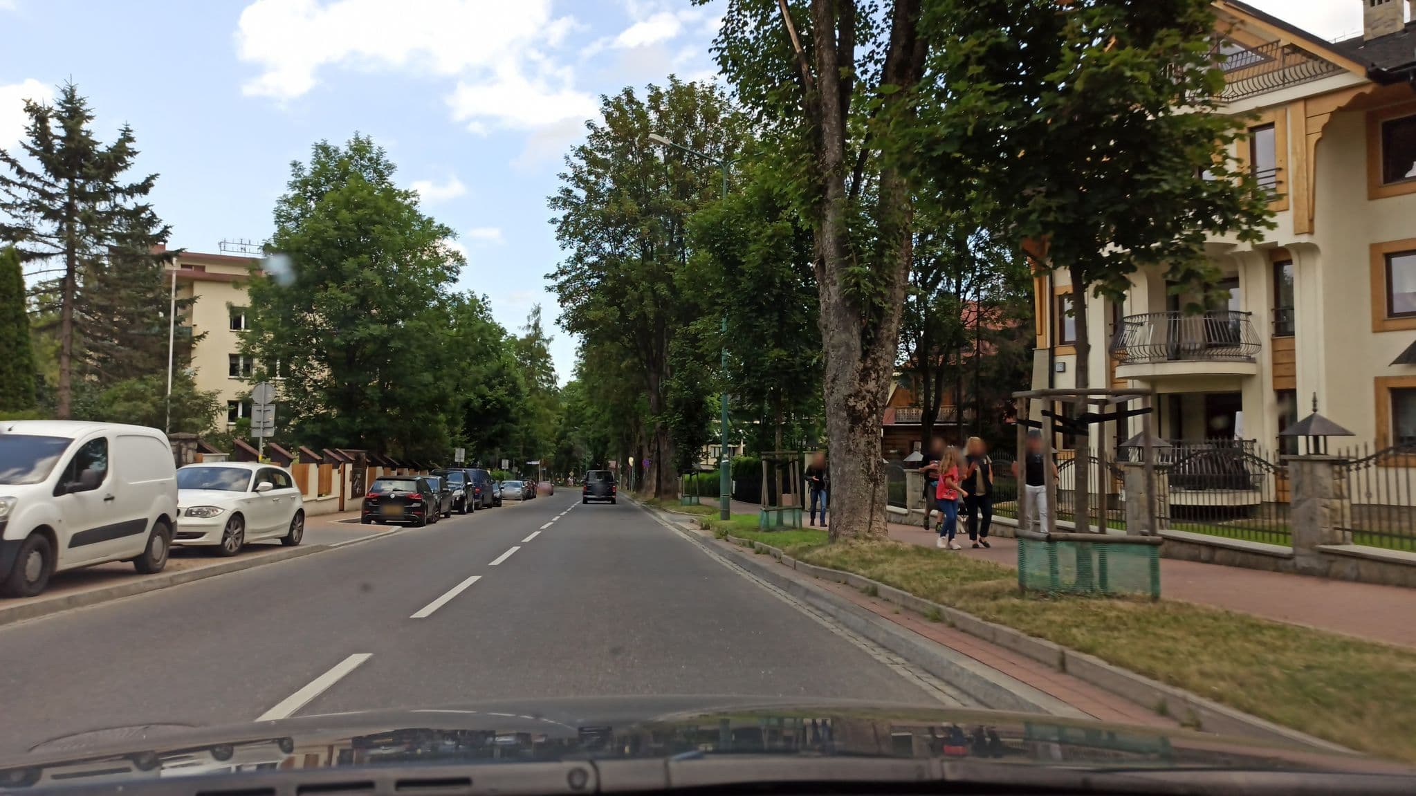 Street view near Villa Iskra, Zakopane — © gandal543 (CC BY-SA · Mapillary)